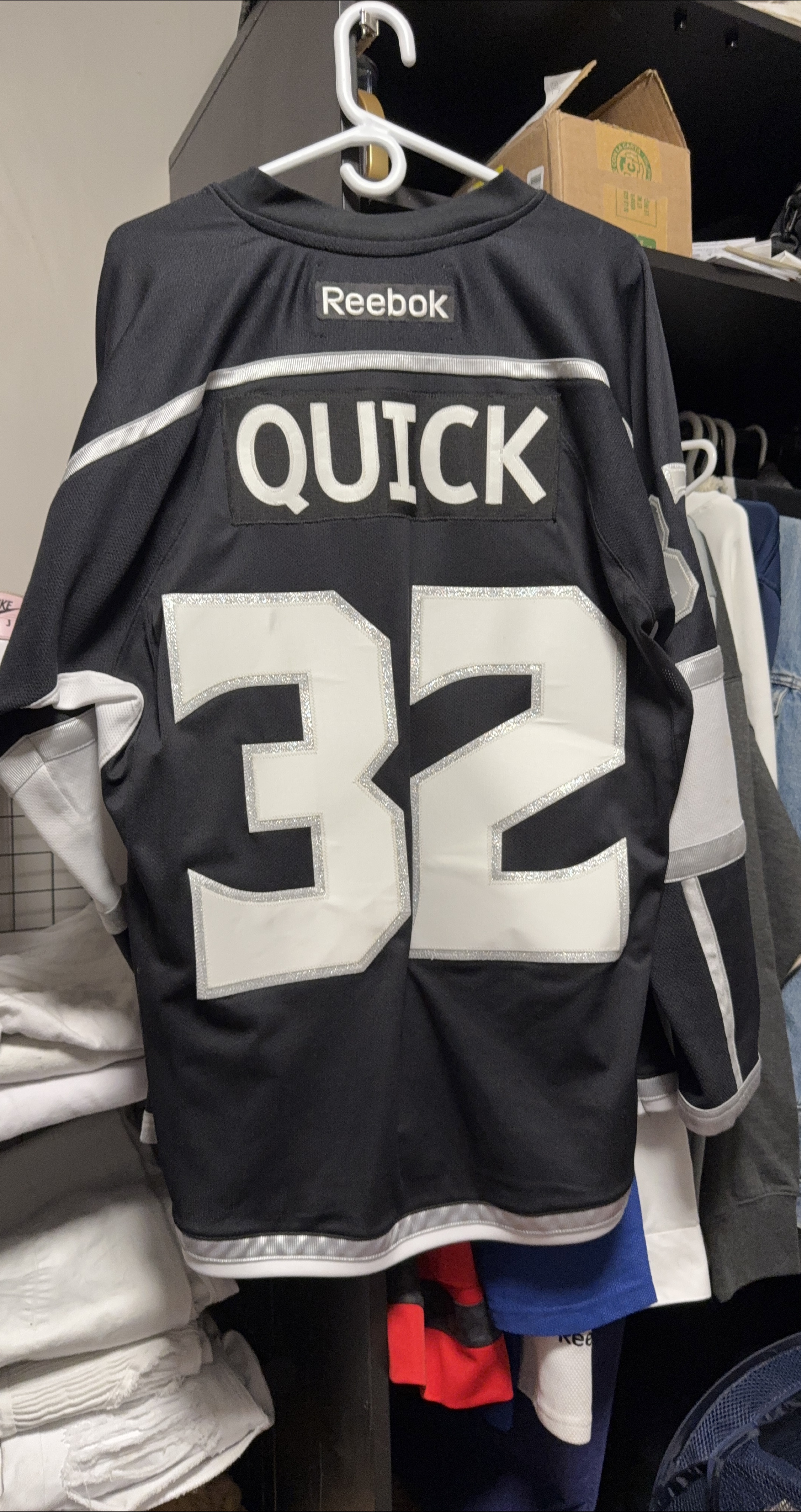 Reebok Los Angeles Kings Jonathan Quick #32 Jersey thumbnail