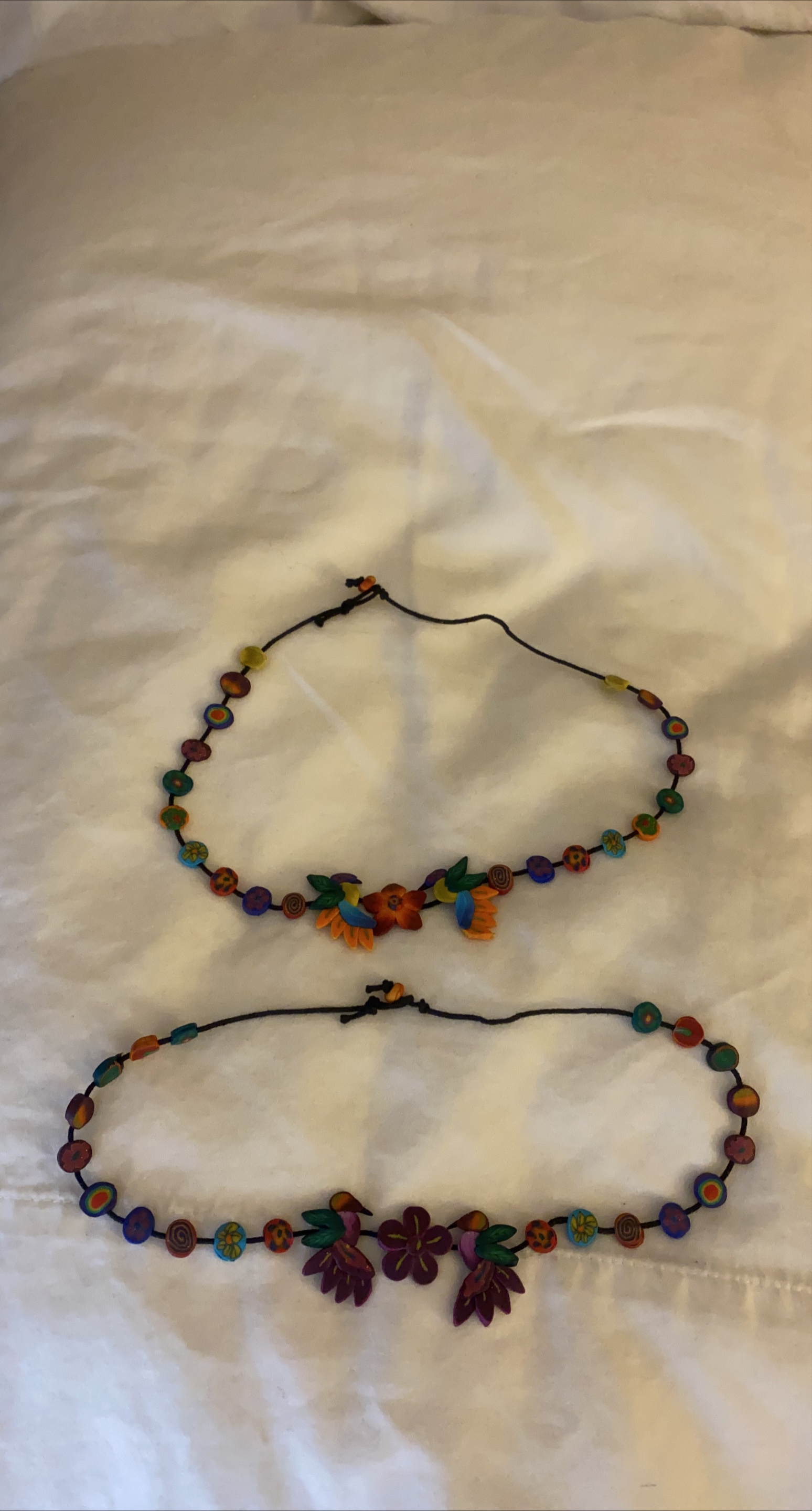 Handmade Floral Beaded Necklace thumbnail