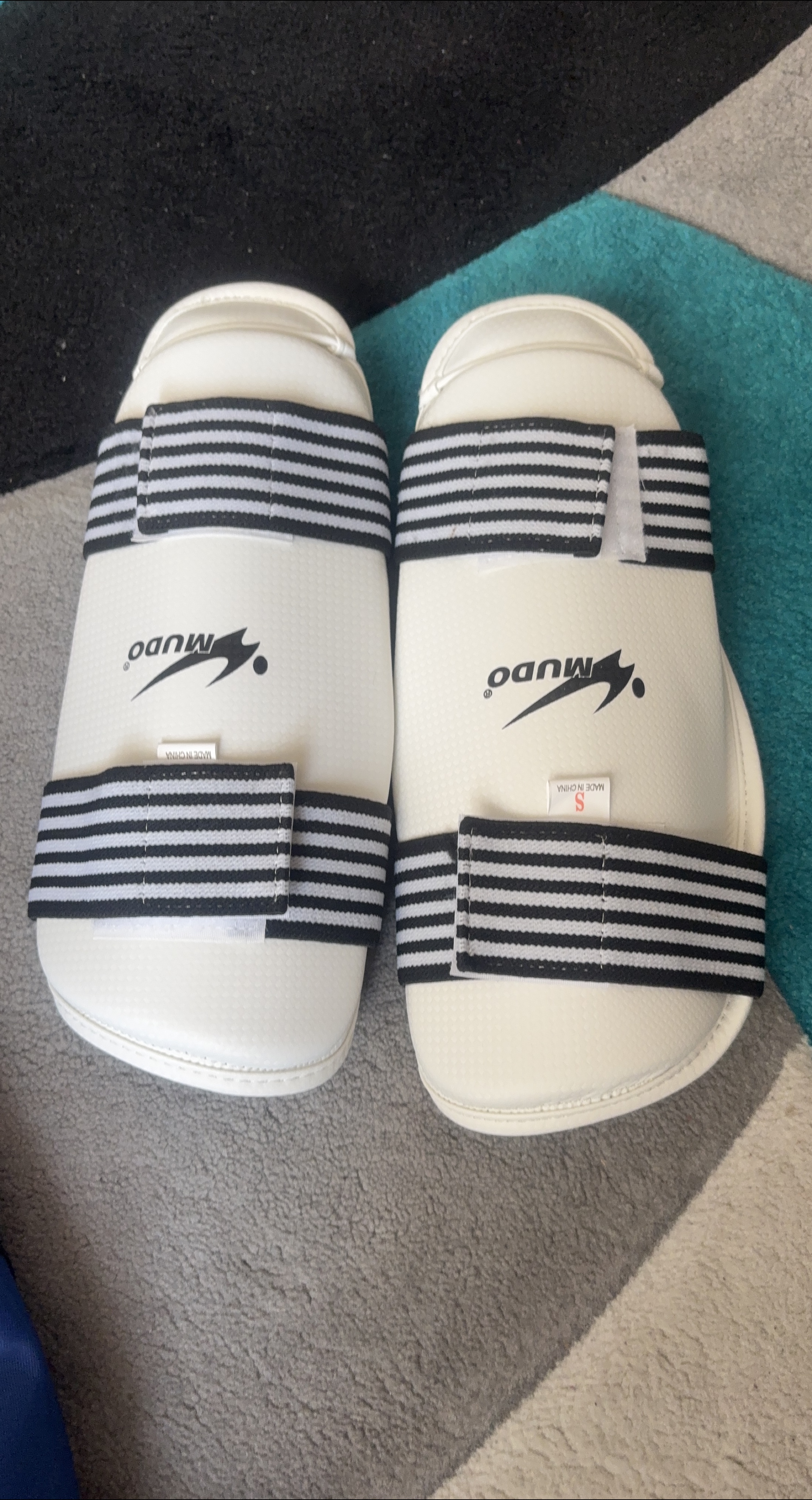 Mudo Taekwondo Foot Protector - Size Small image indicator(1)