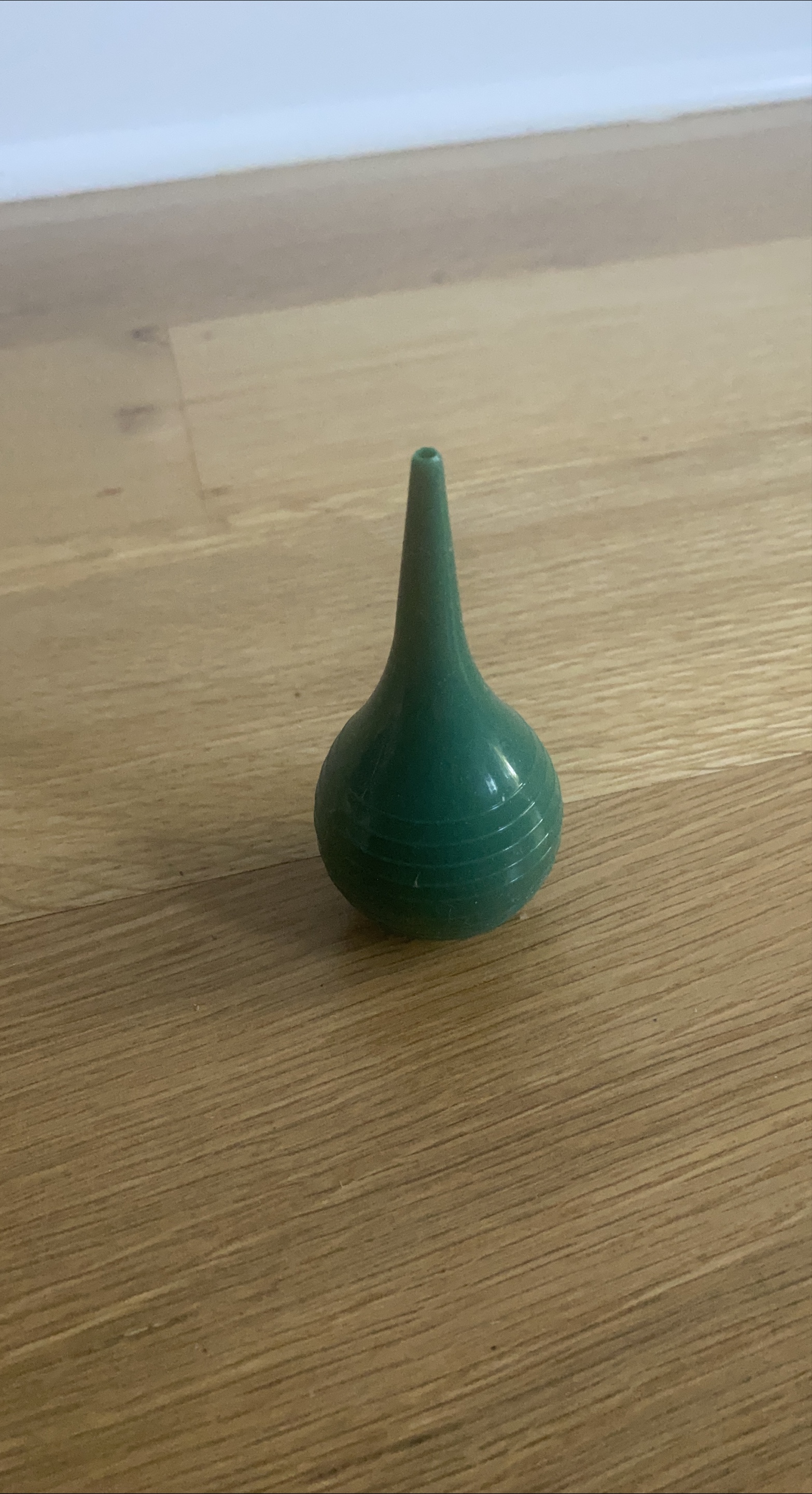 Green Bulb Syringe thumbnail