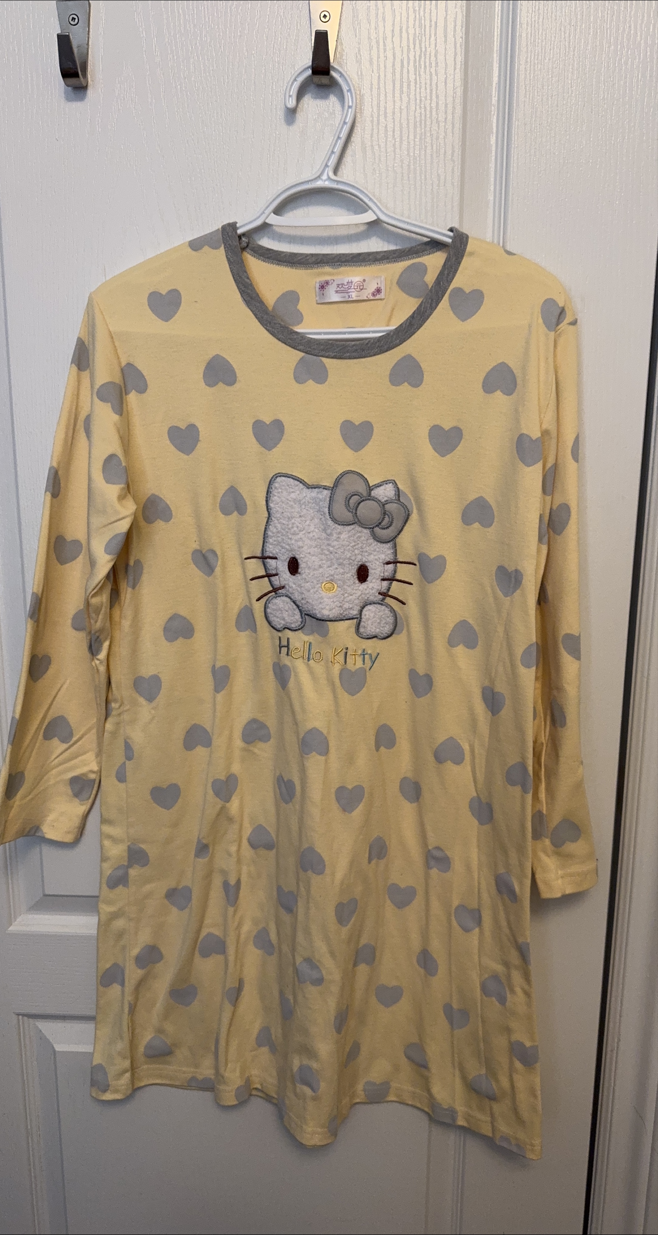 100% Cotton Hello Kitty Pajama Shirt thumbnail