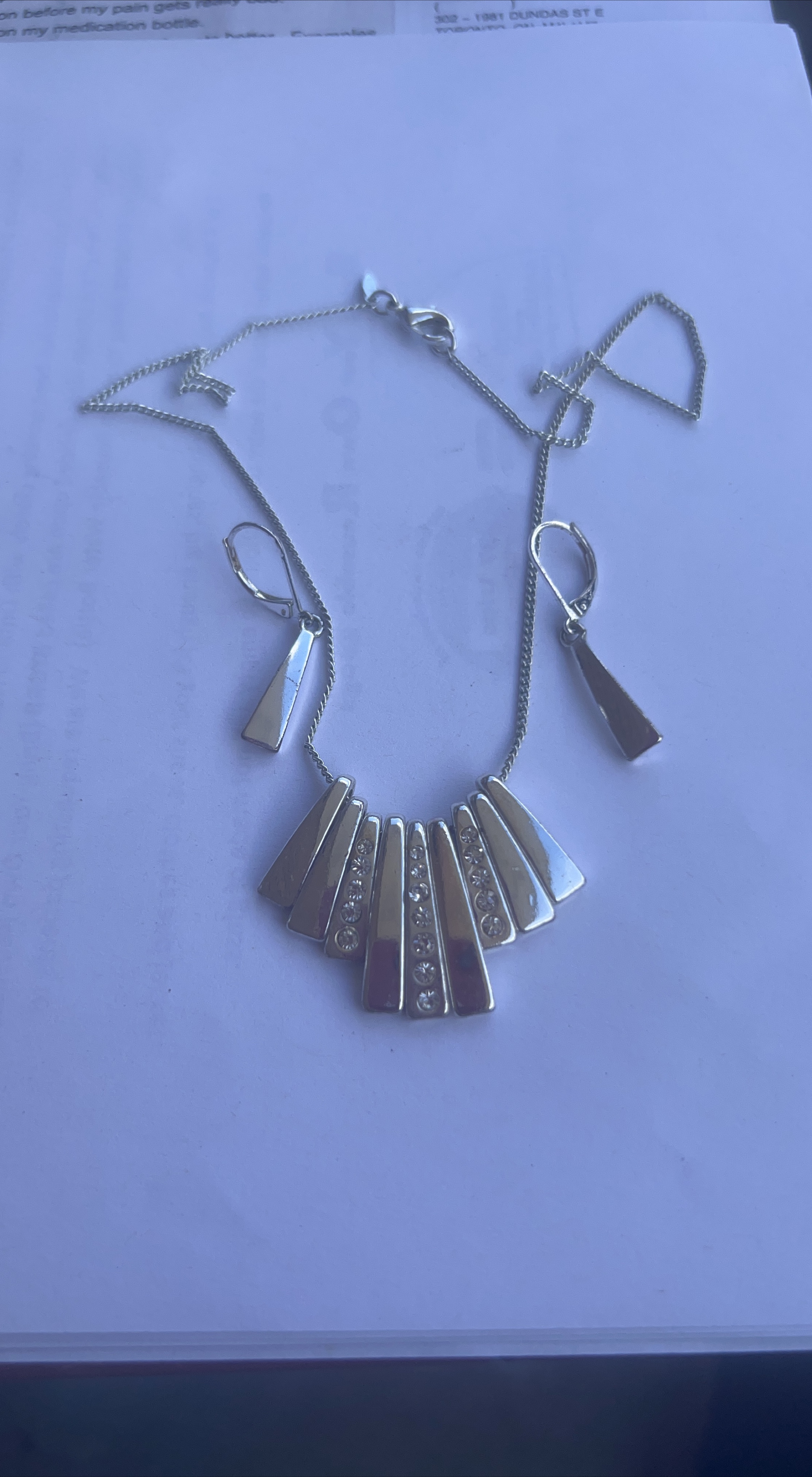 Silver Tone Necklace & Earring Set thumbnail