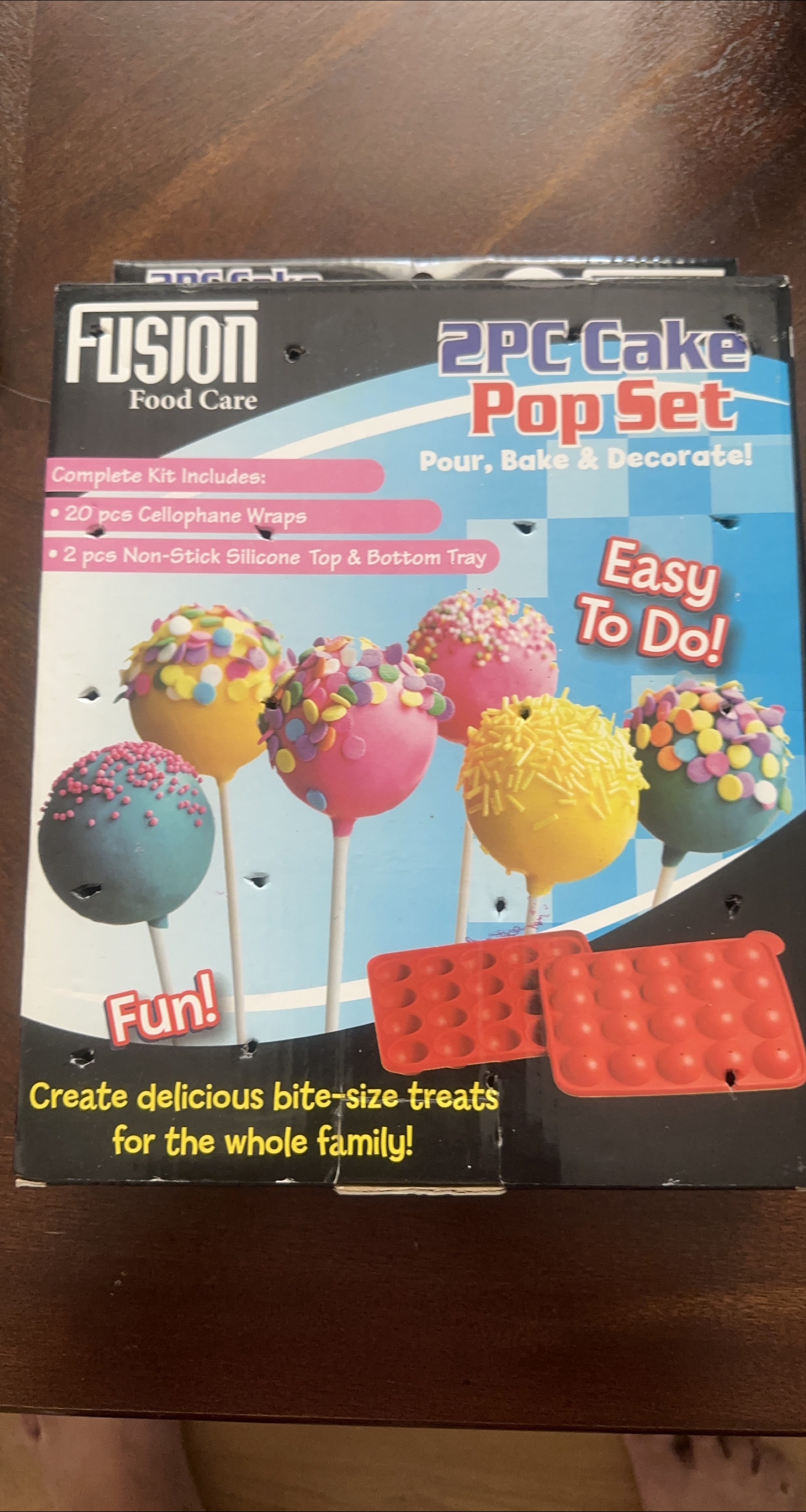 Fusion Food Care 2PC Cake Pop Set thumbnail