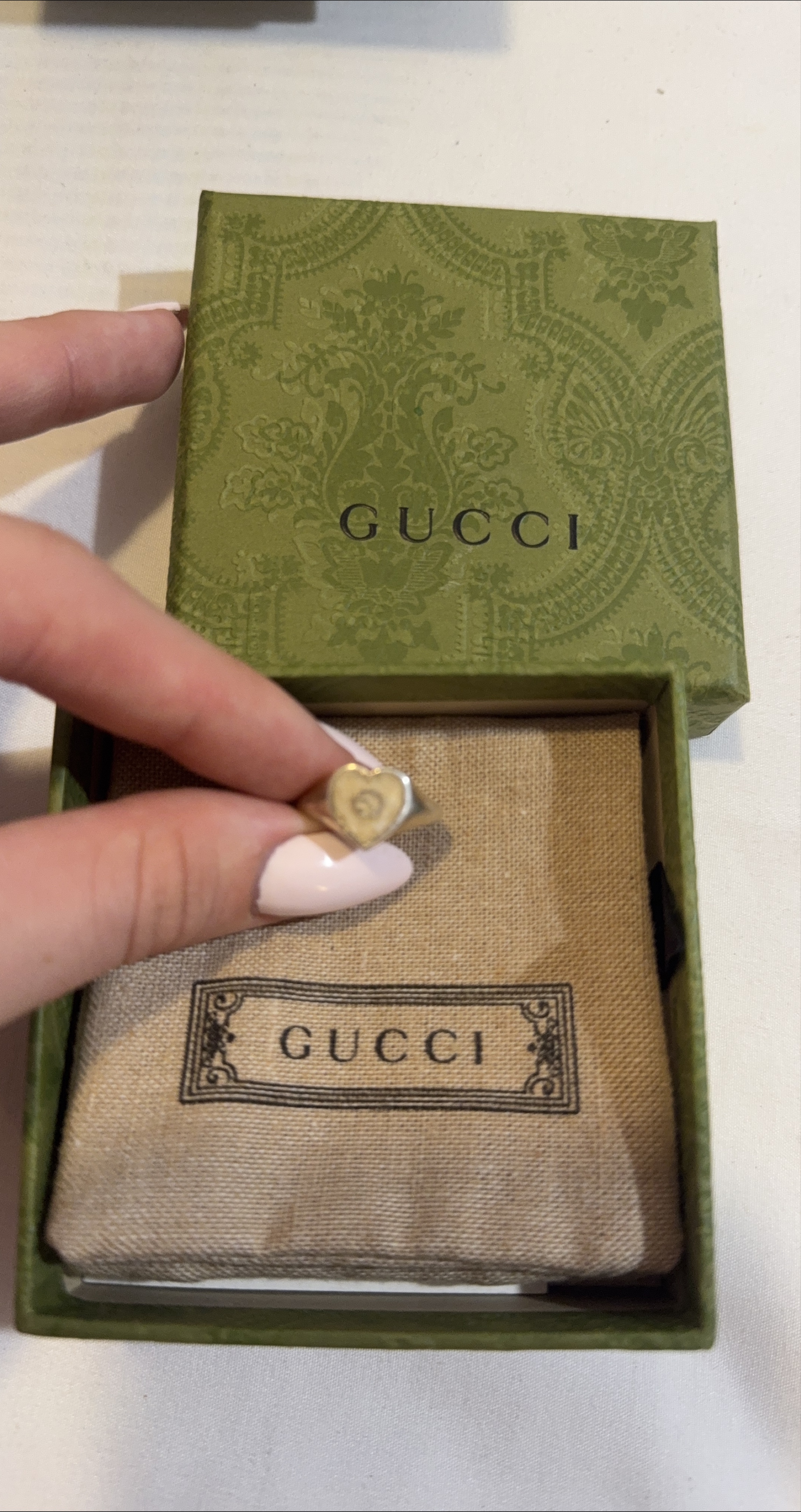 Gucci Heart Ring with Interlocking G thumbnail