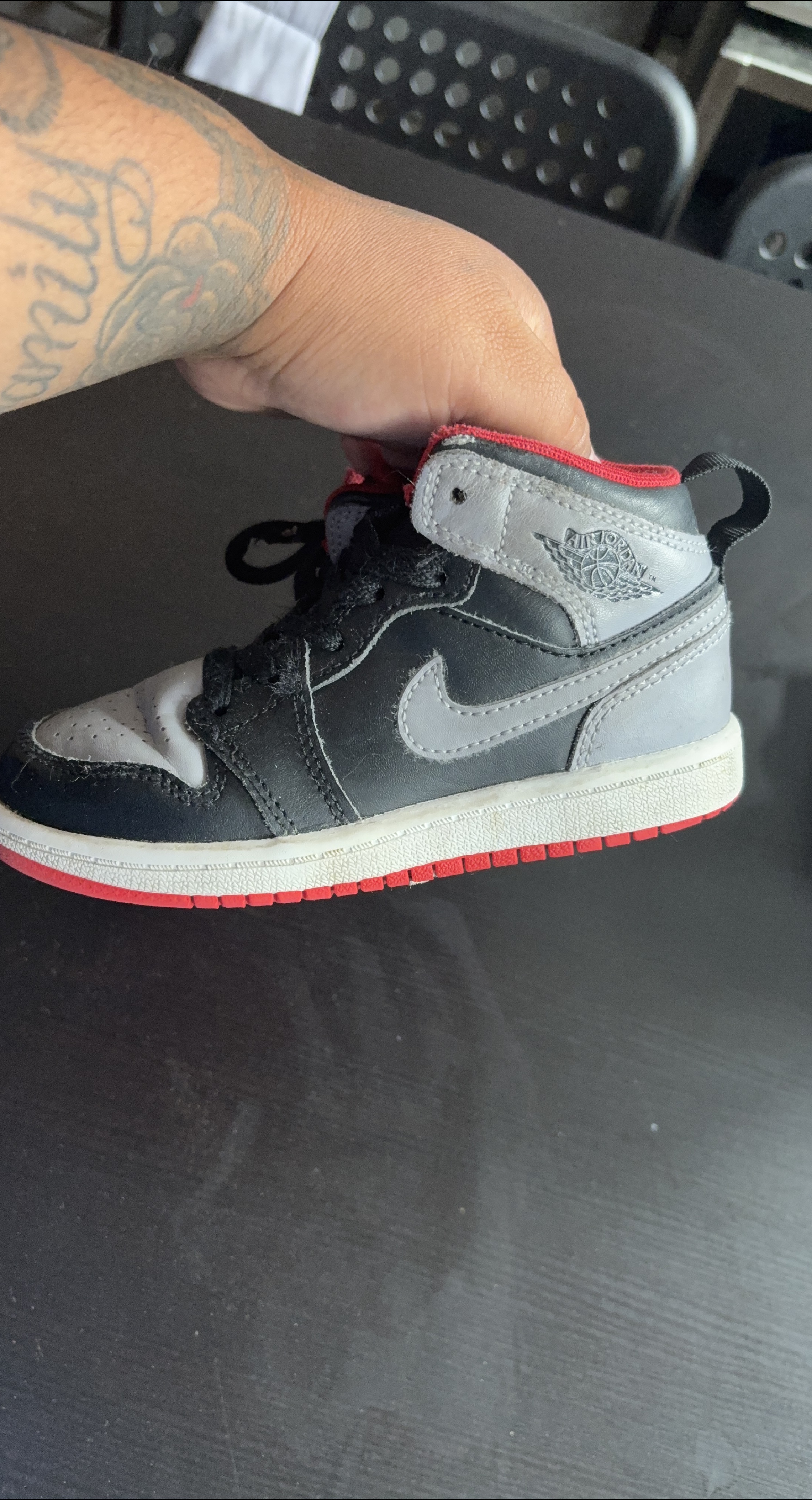 Air Jordan 1 Mid Toddler Sneakers - Black/Gray thumbnail