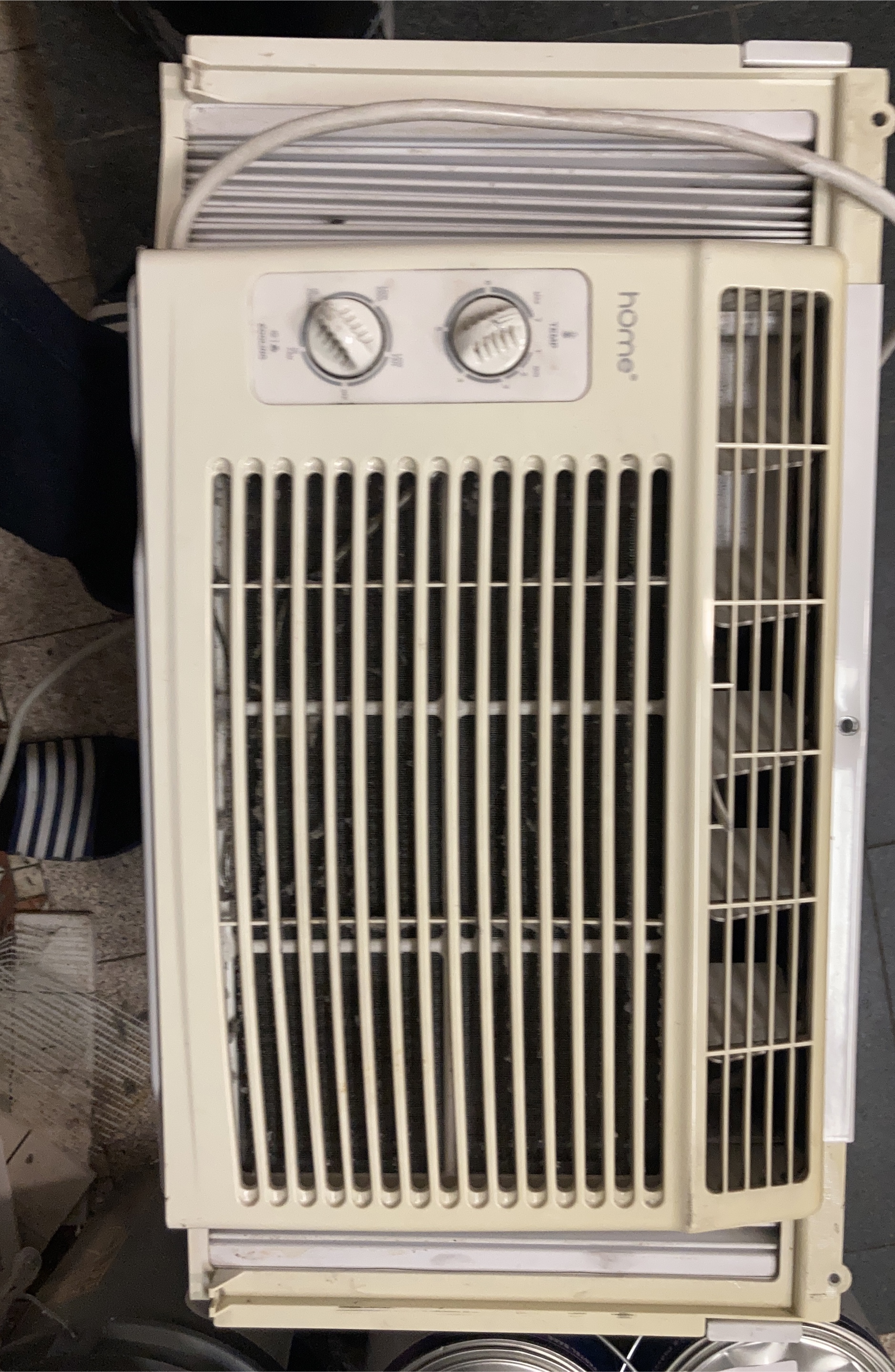 Home Window Air Conditioner thumbnail