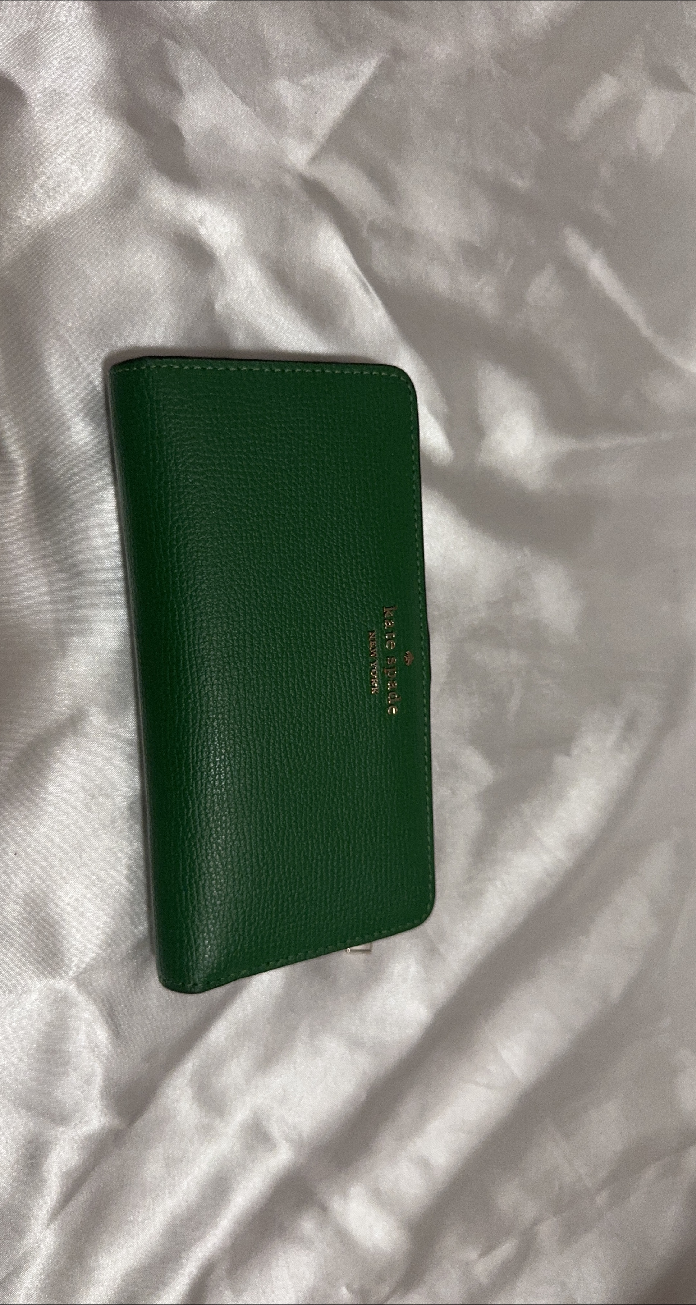 Kate Spade Green Wallet thumbnail