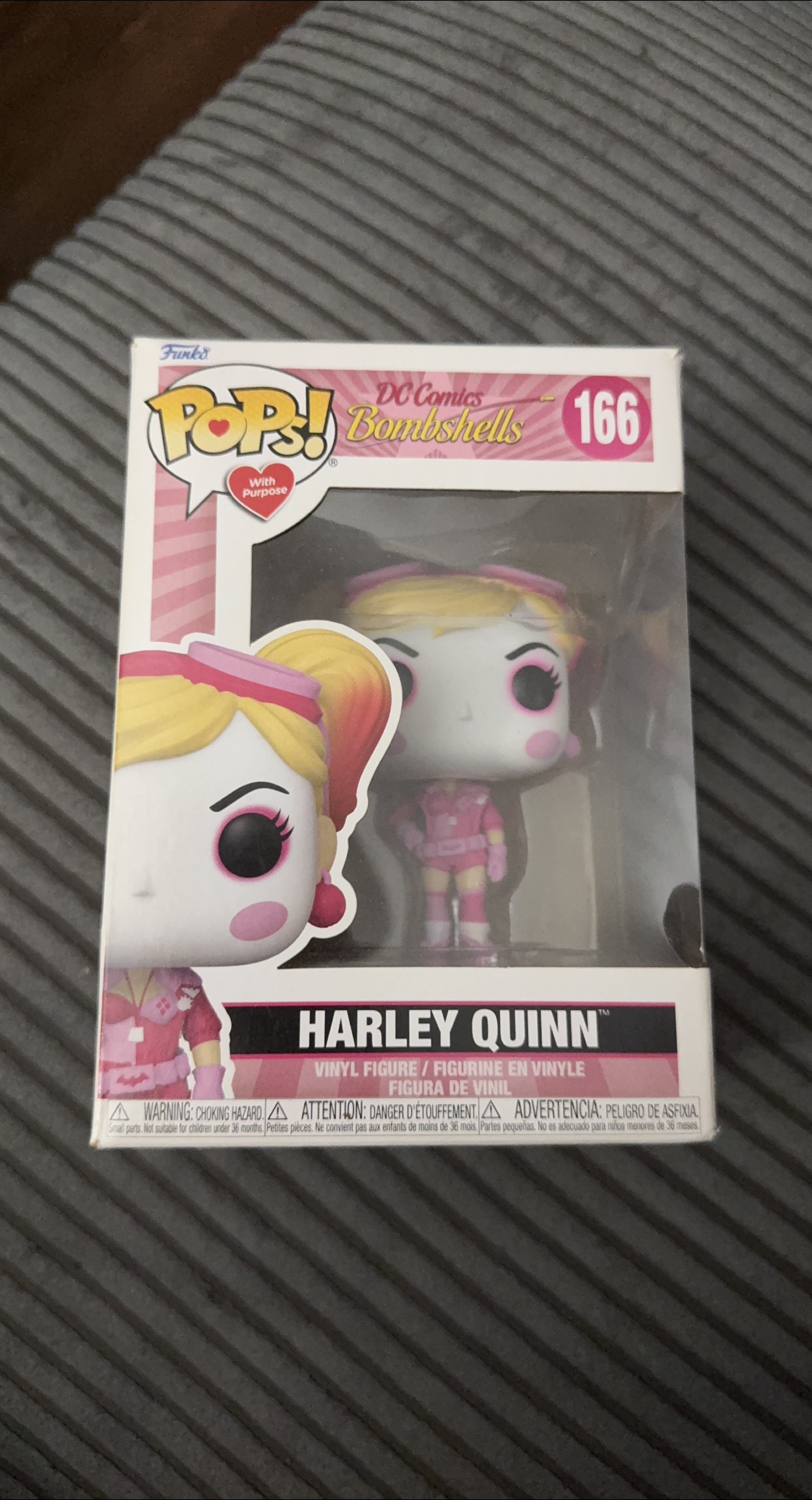 Funko POP! DC Comics Bombshells Harley Quinn #166 thumbnail
