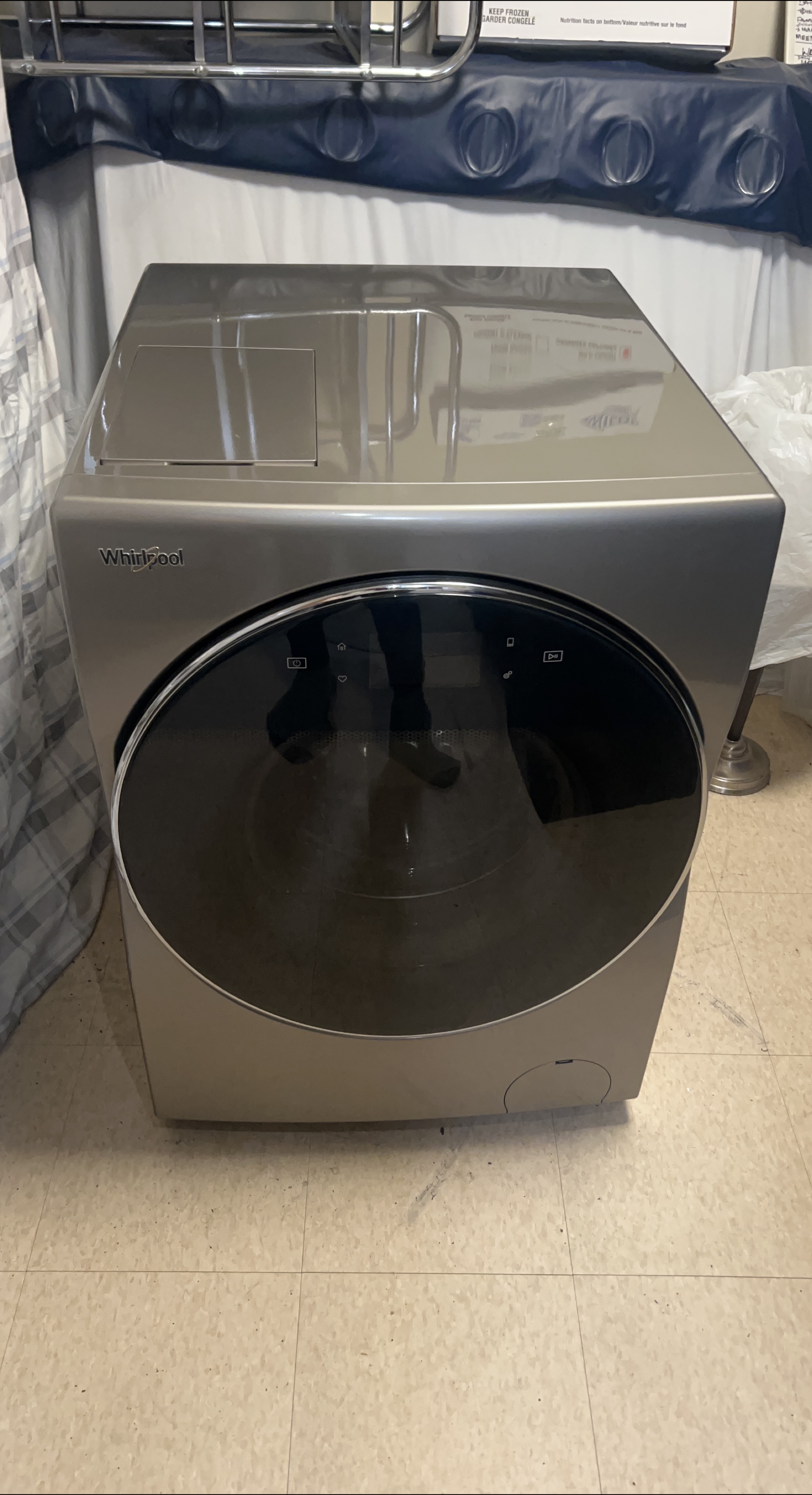 Whirlpool Front Load Washer and dryer combo- Great Condition! thumbnail
