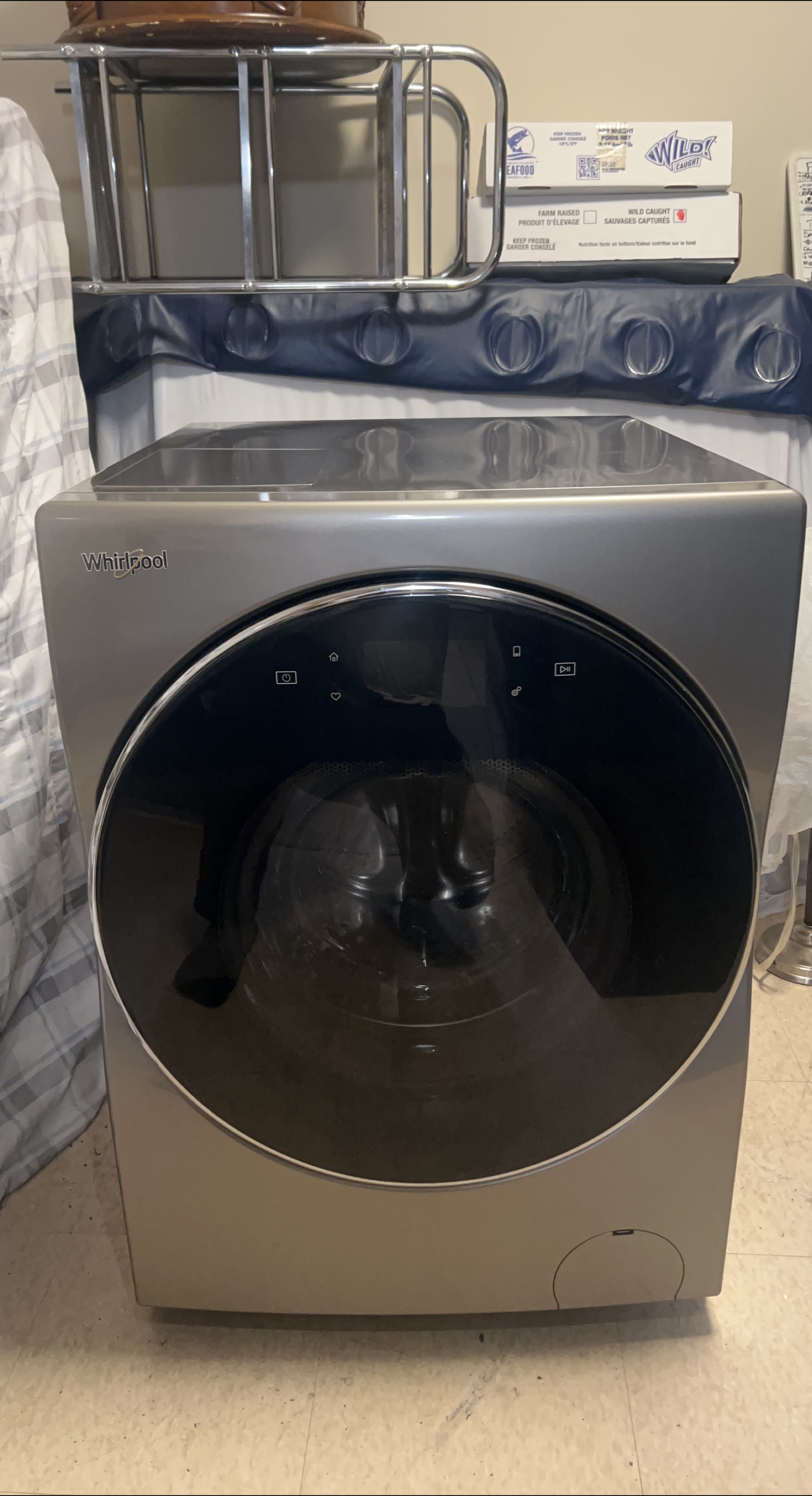 Whirlpool ALL IN ONE WASHER and DRYER- LIKE NEW thumbnail