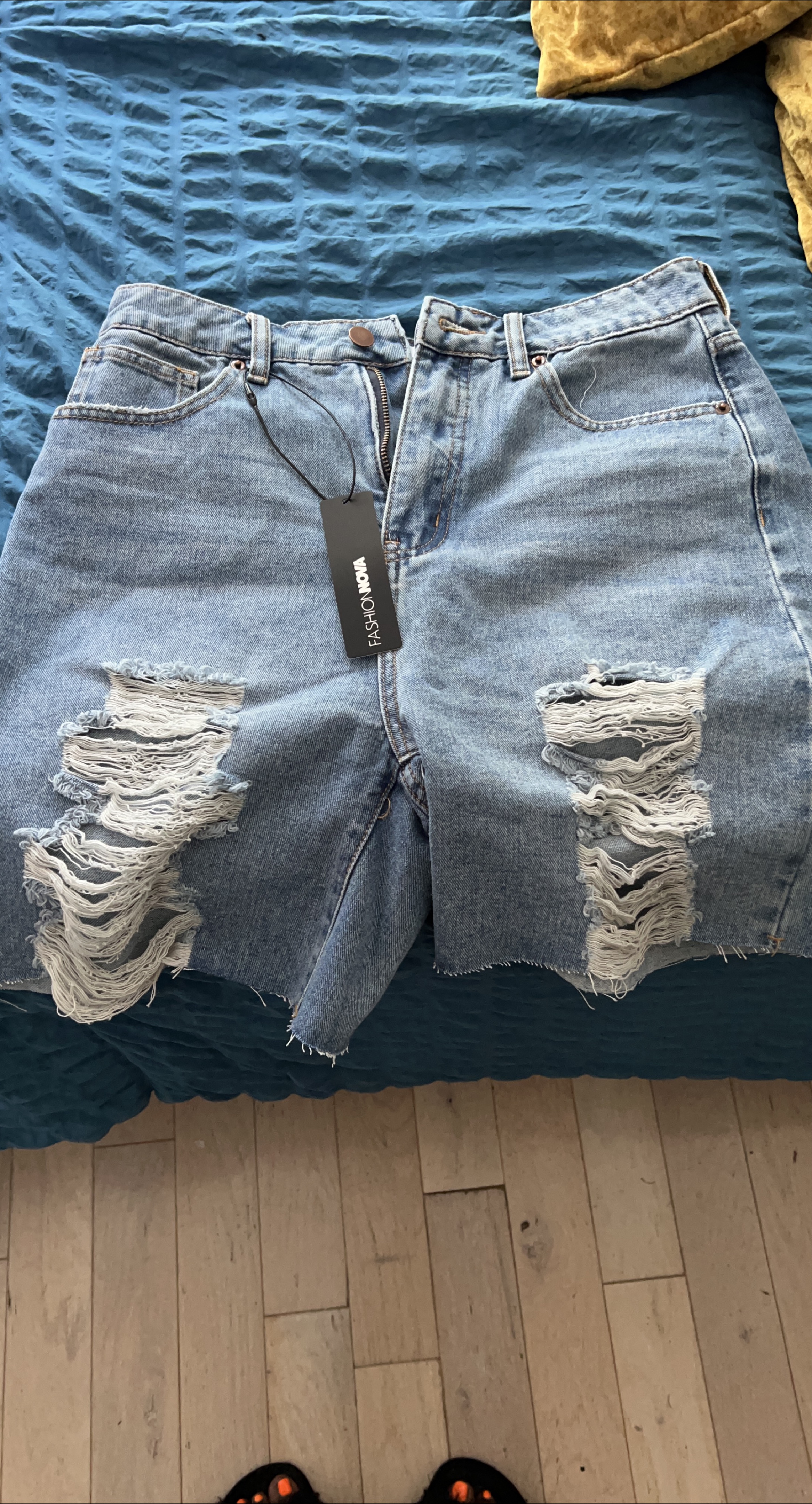 Fashion Nova Distressed Denim Shorts thumbnail