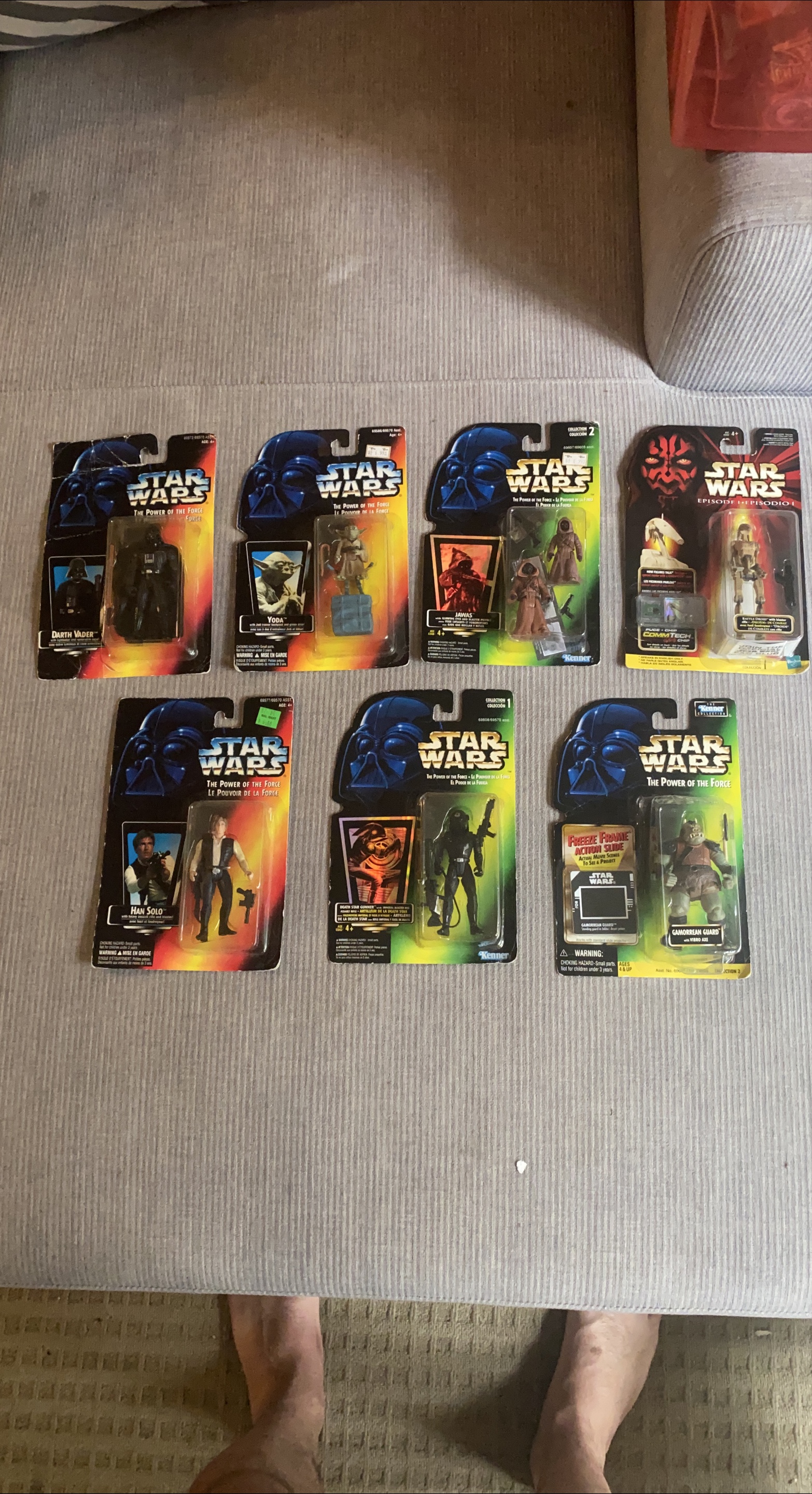 Vintage Star Wars action figures thumbnail