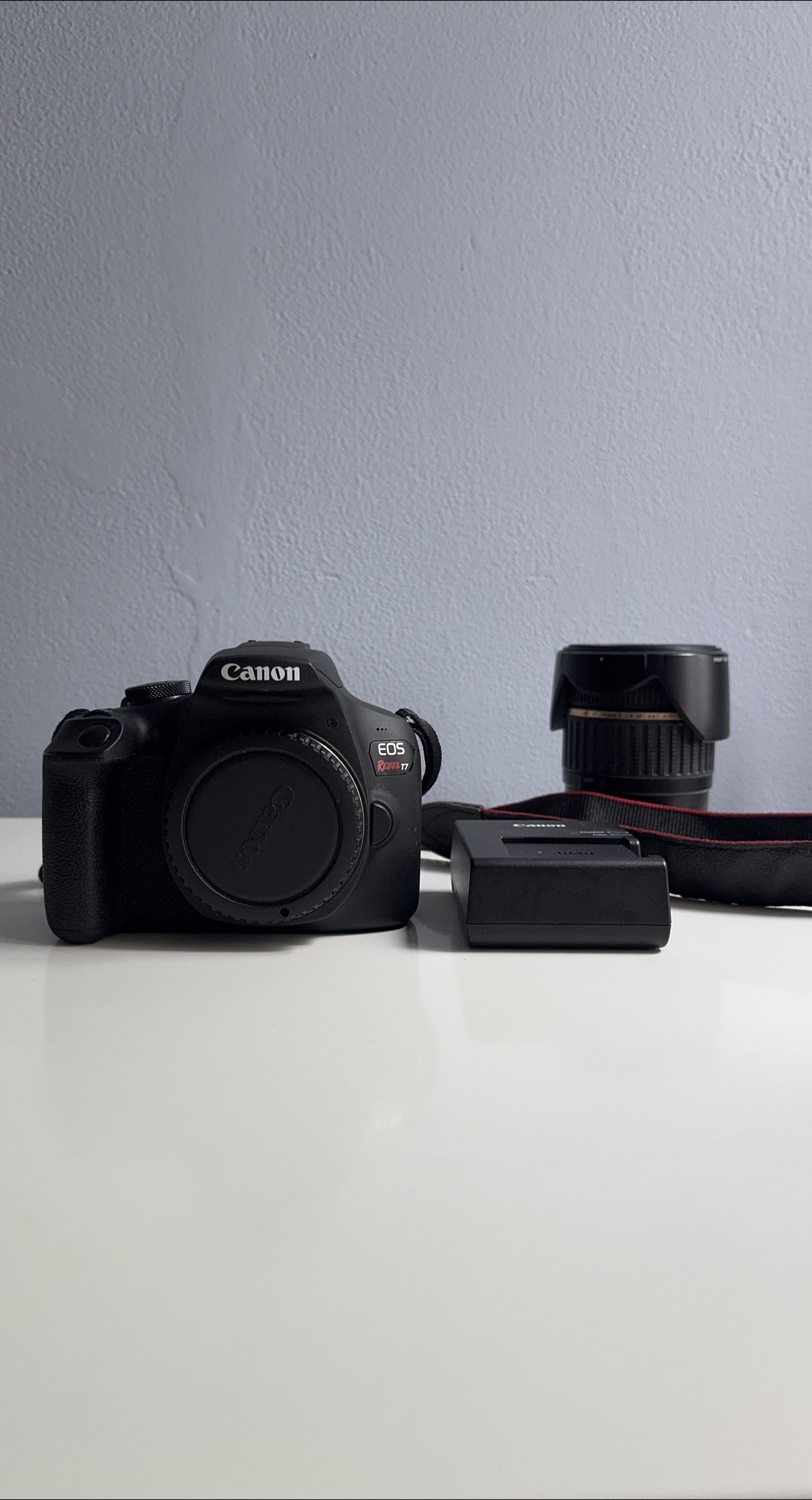 Canon EOS Rebel T7 DSLR Camera thumbnail