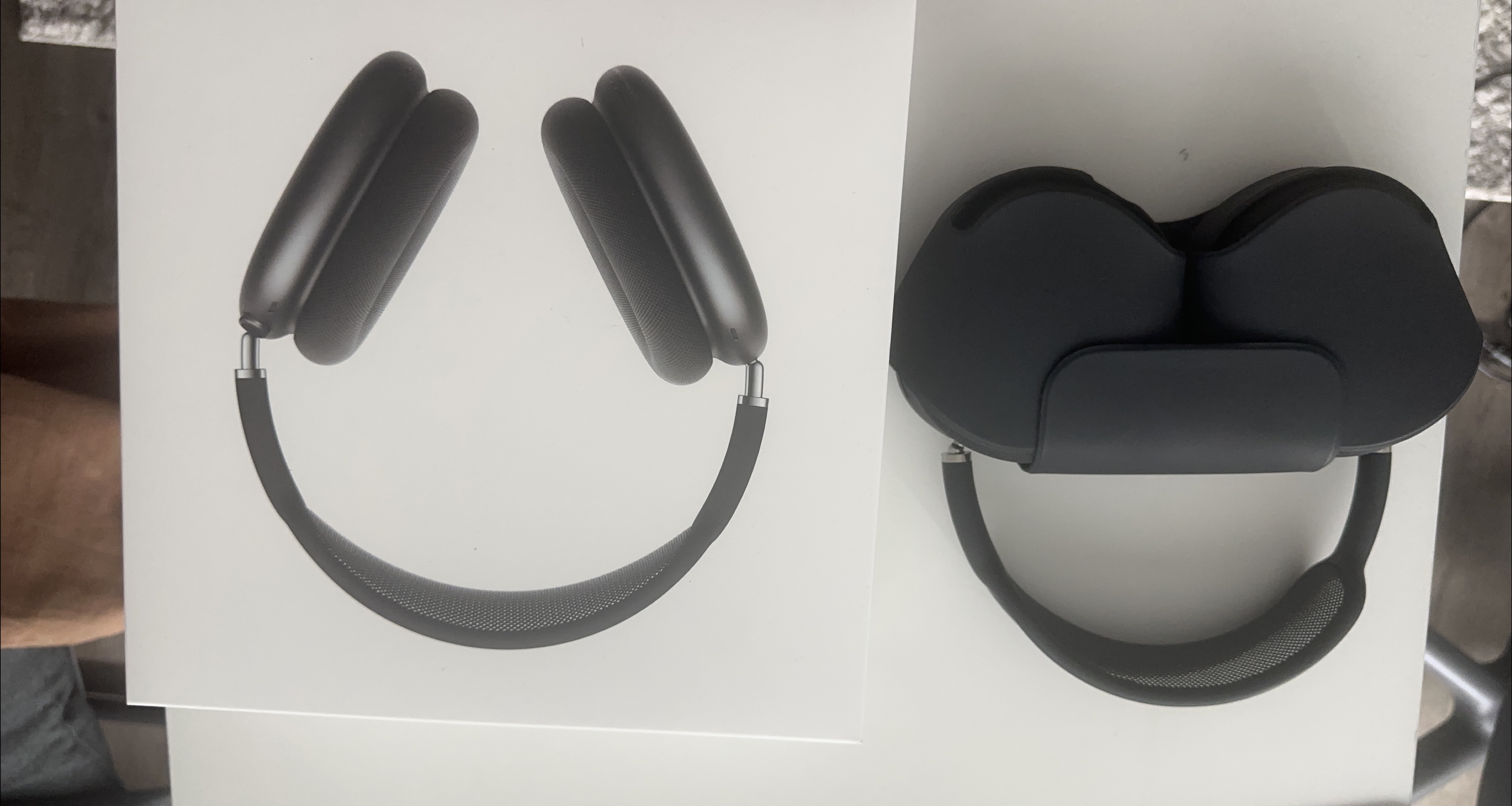 Apple Airpods Max - Black thumbnail