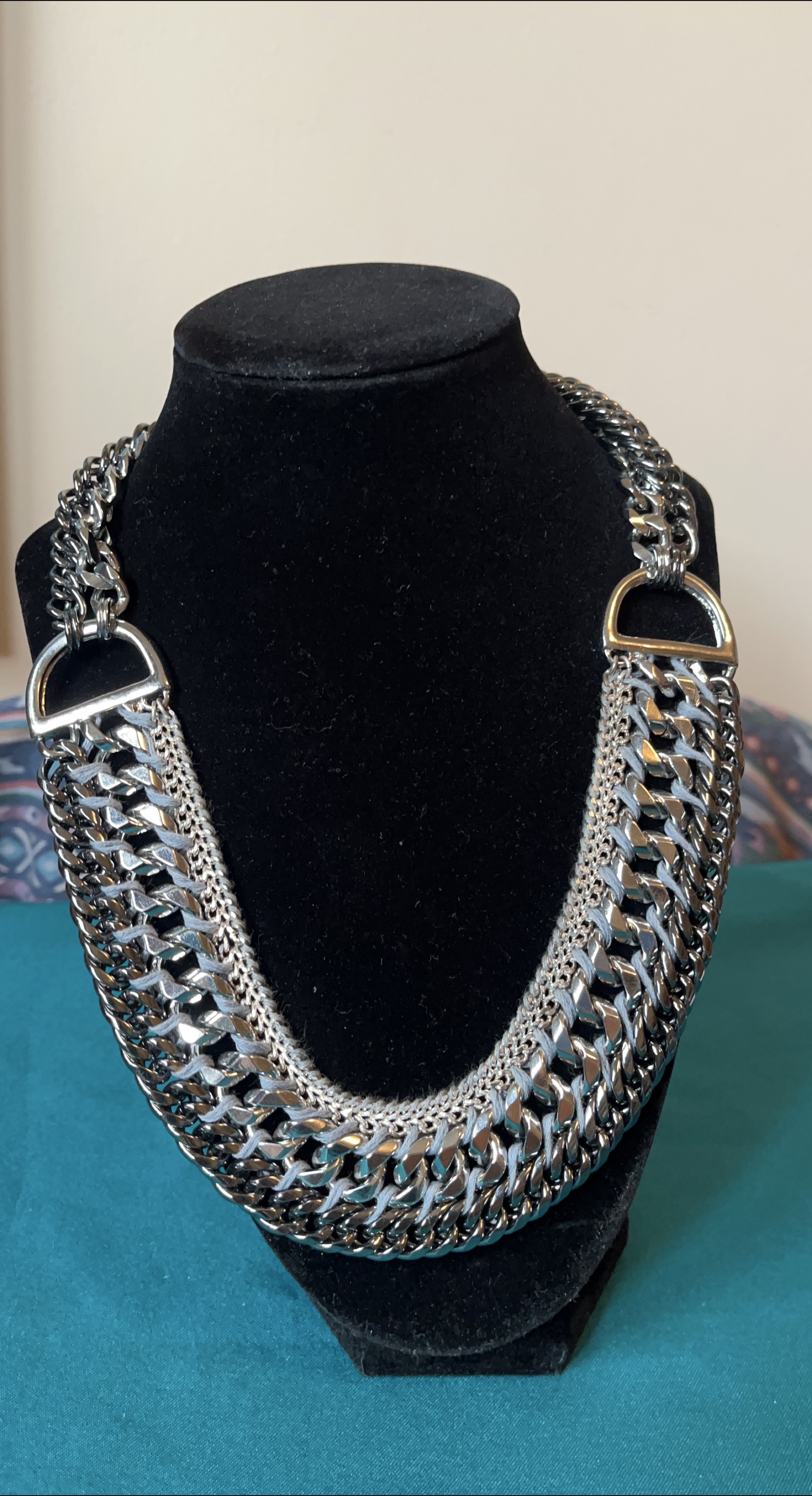 Chunky Silver Chain Statement Necklace thumbnail