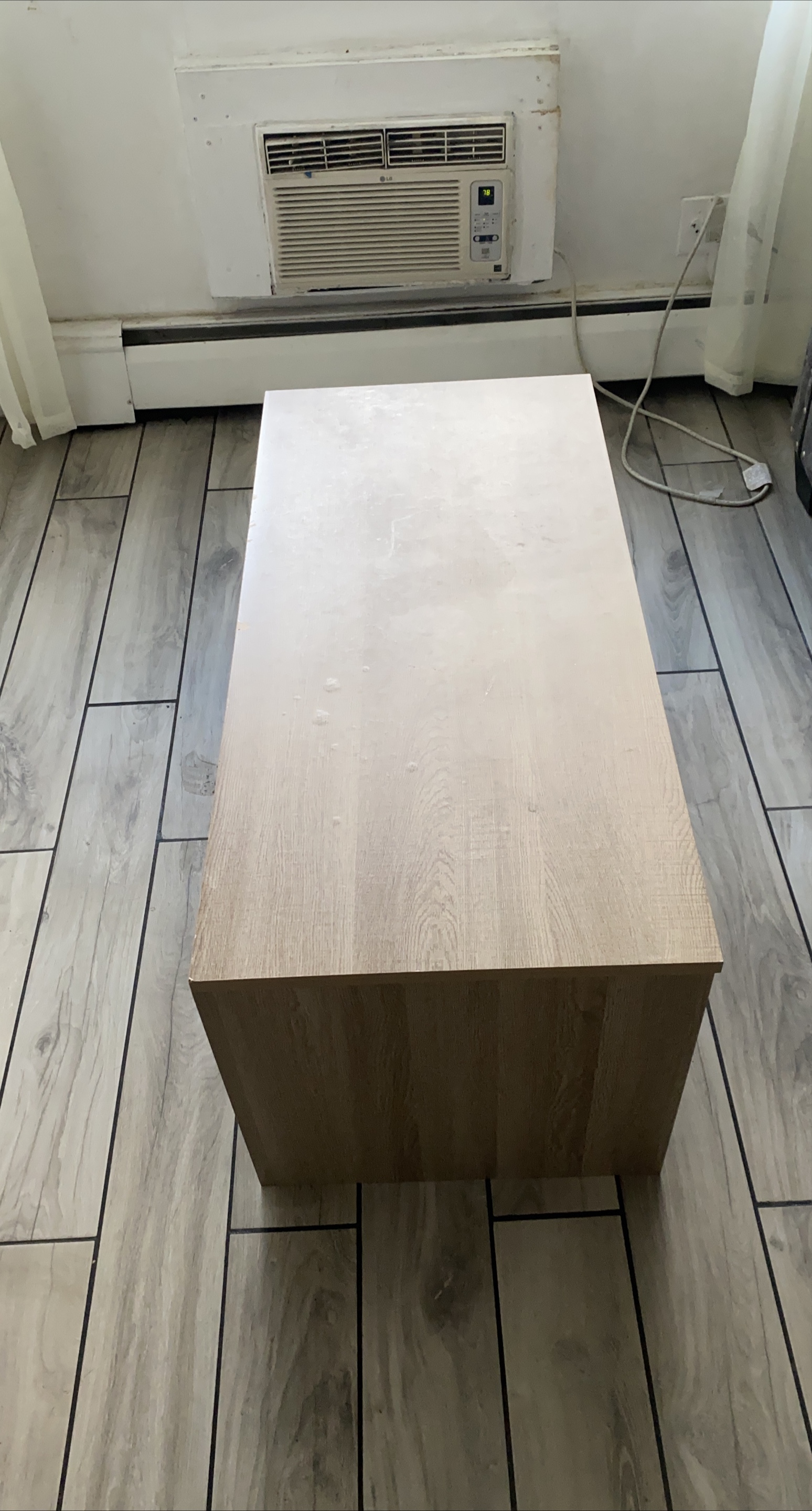 Lift Top Coffee Table thumbnail