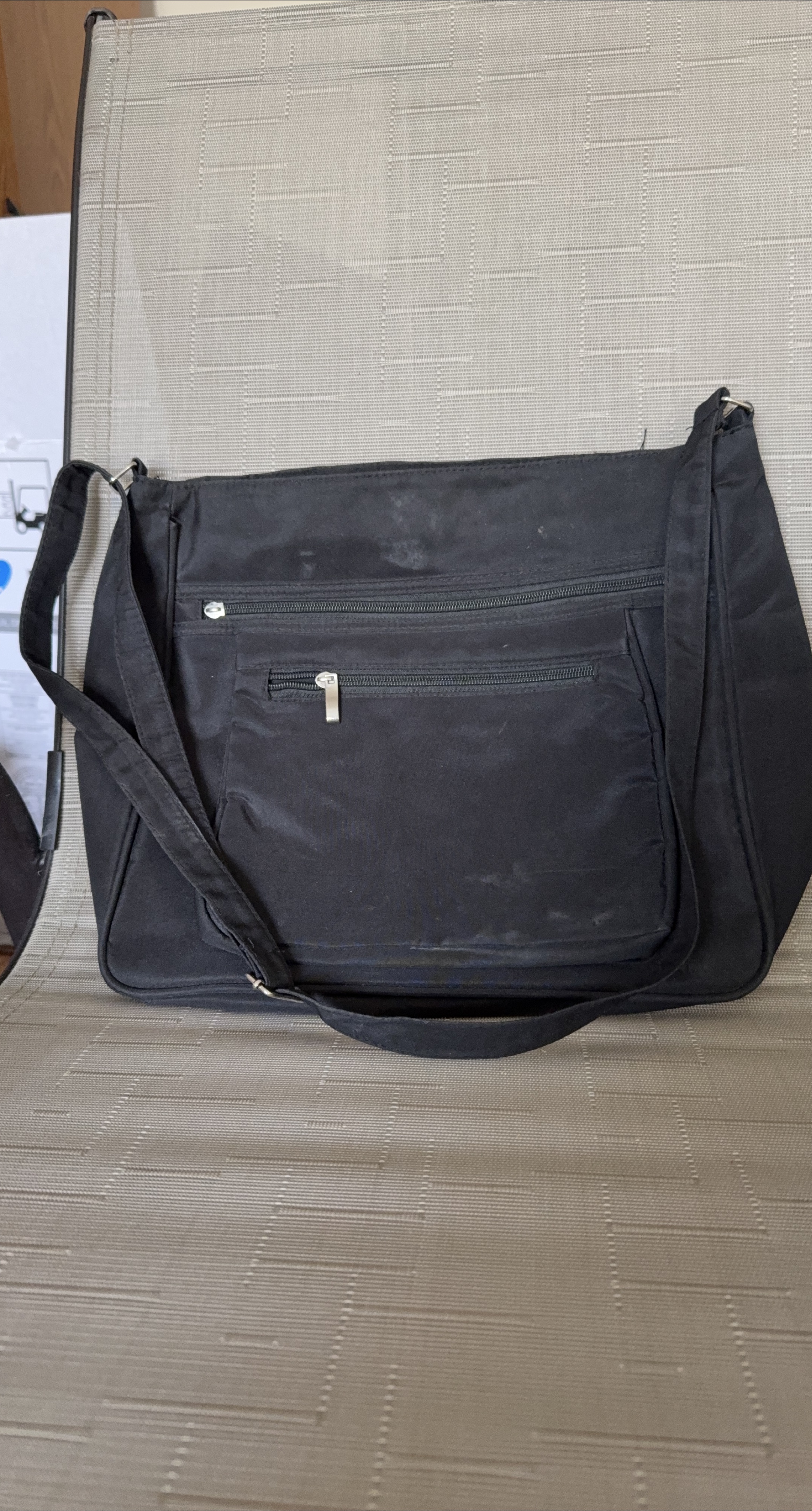 Black Shoulder Bag thumbnail