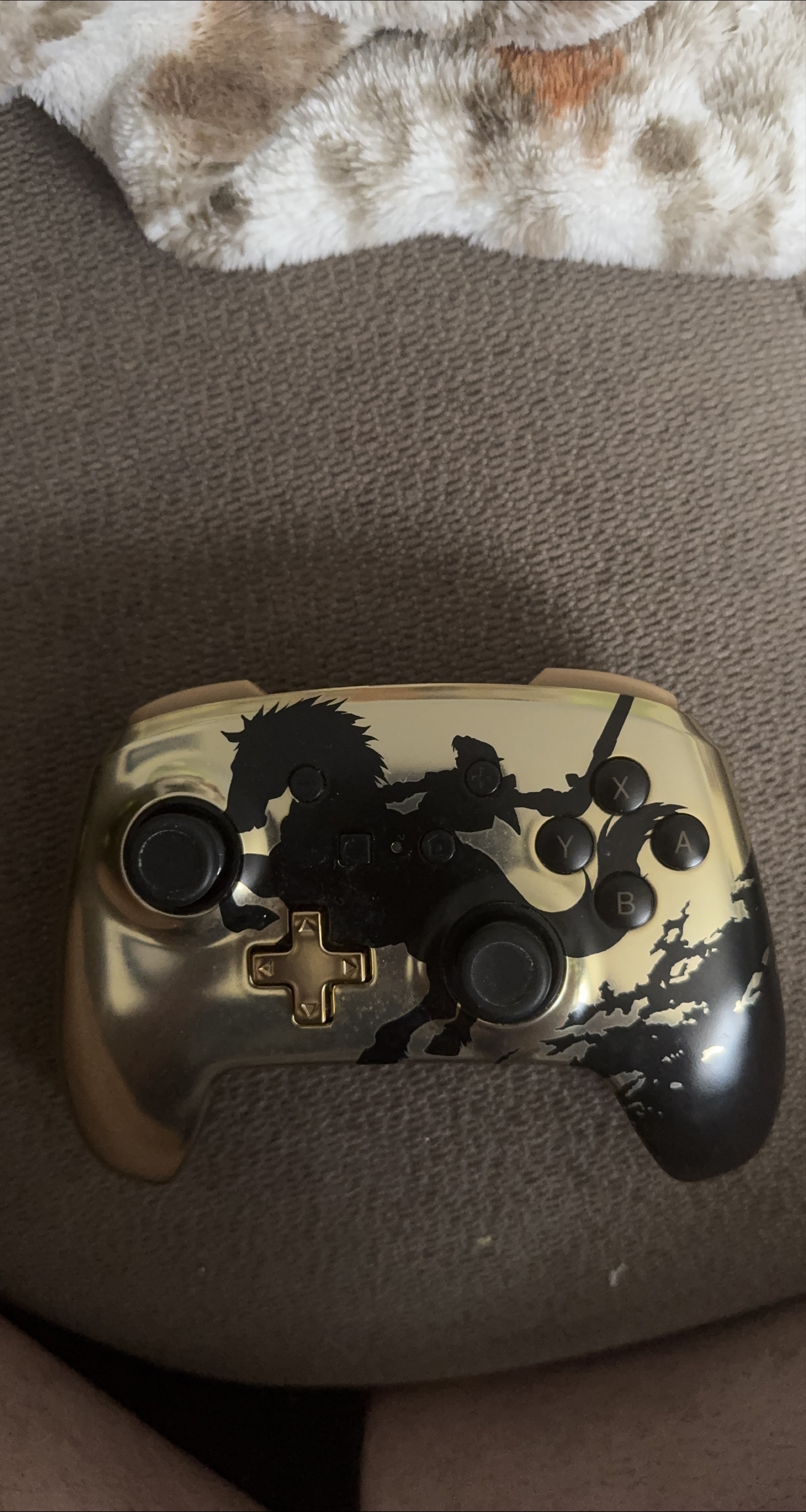 Nintendo Switch Controller - Zelda Edition thumbnail