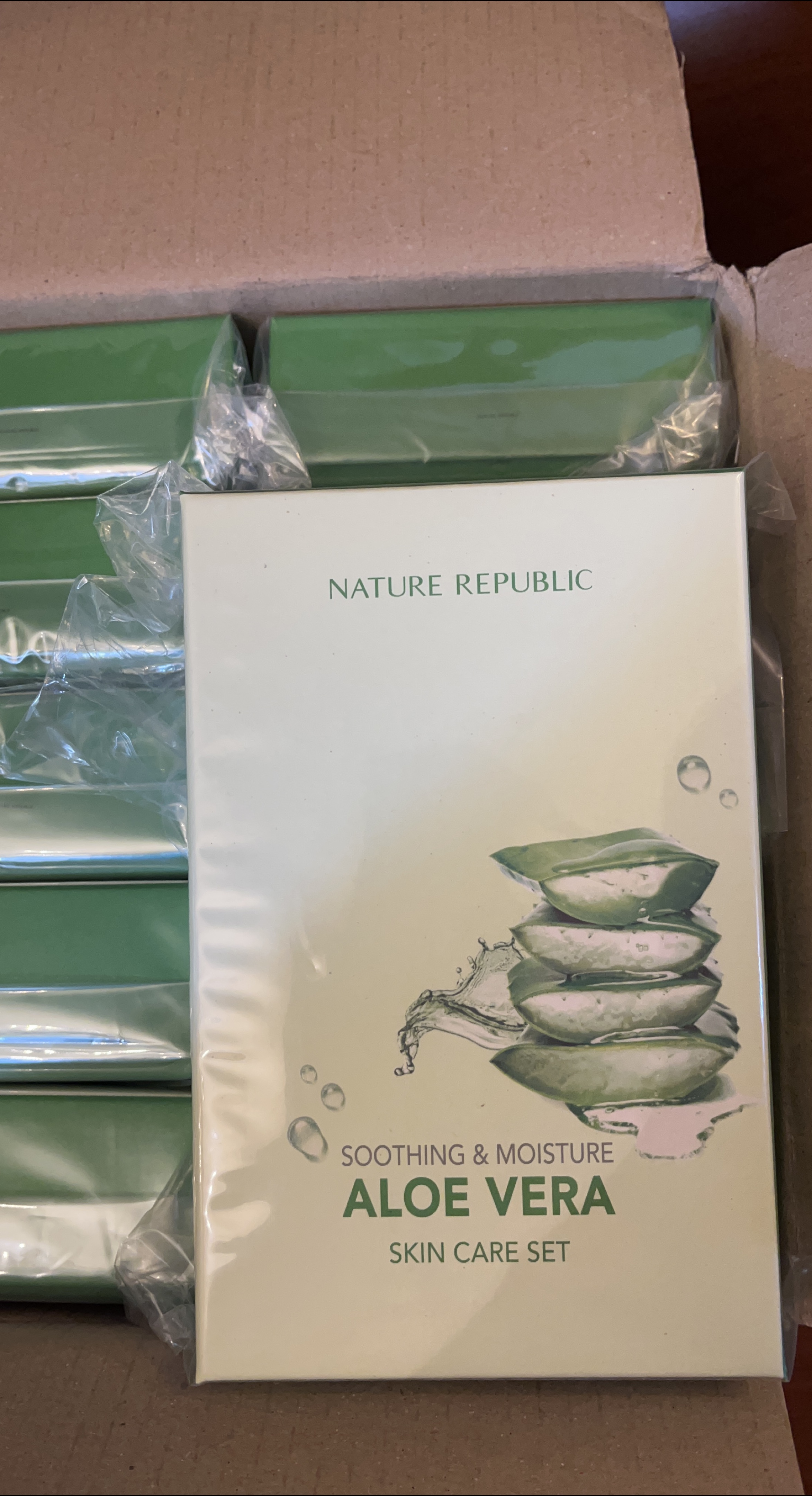 Nature Republic Aloe Vera Toner & Emulsion Set thumbnail