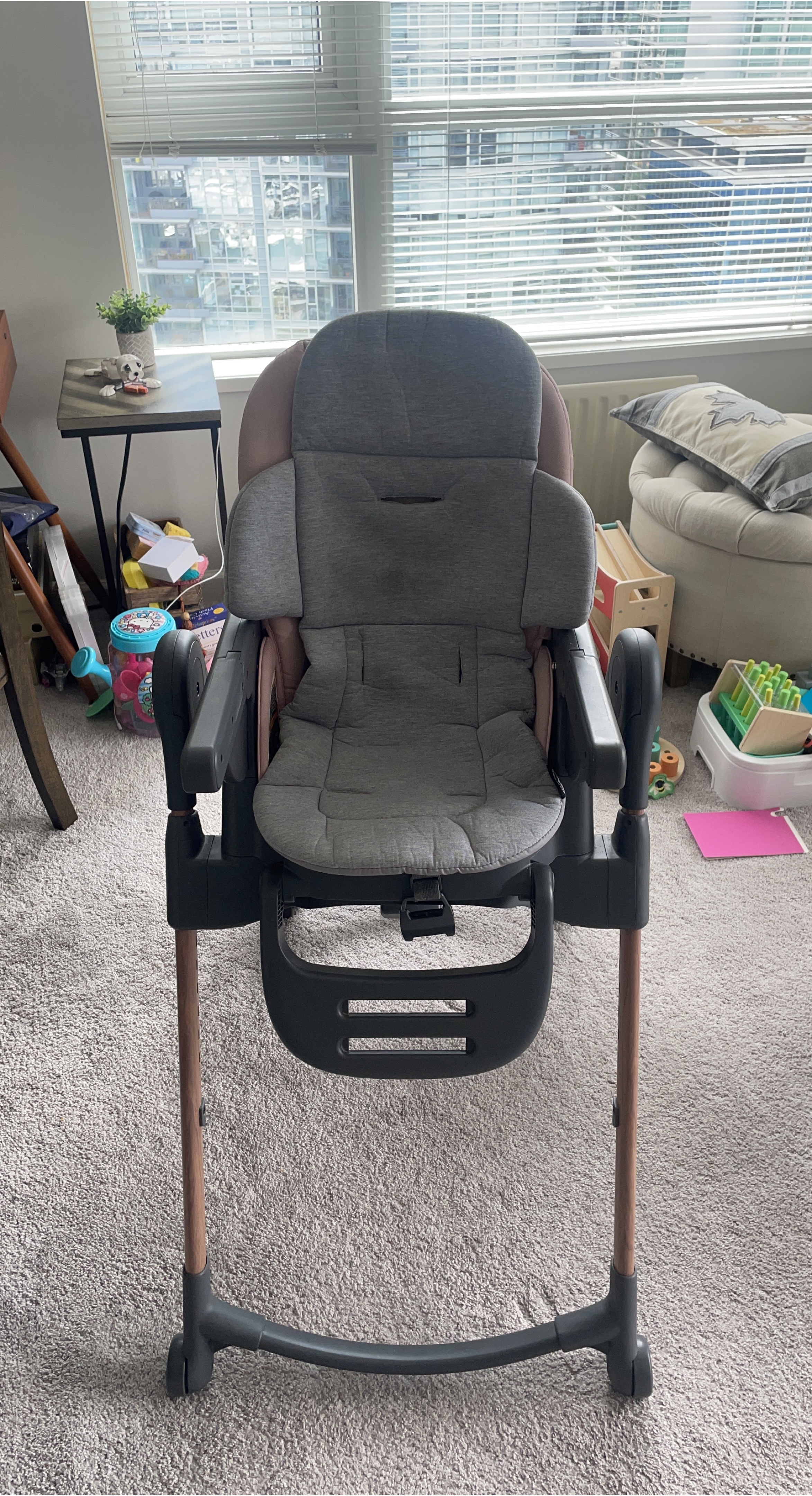 Maxi Cosy High Chair thumbnail