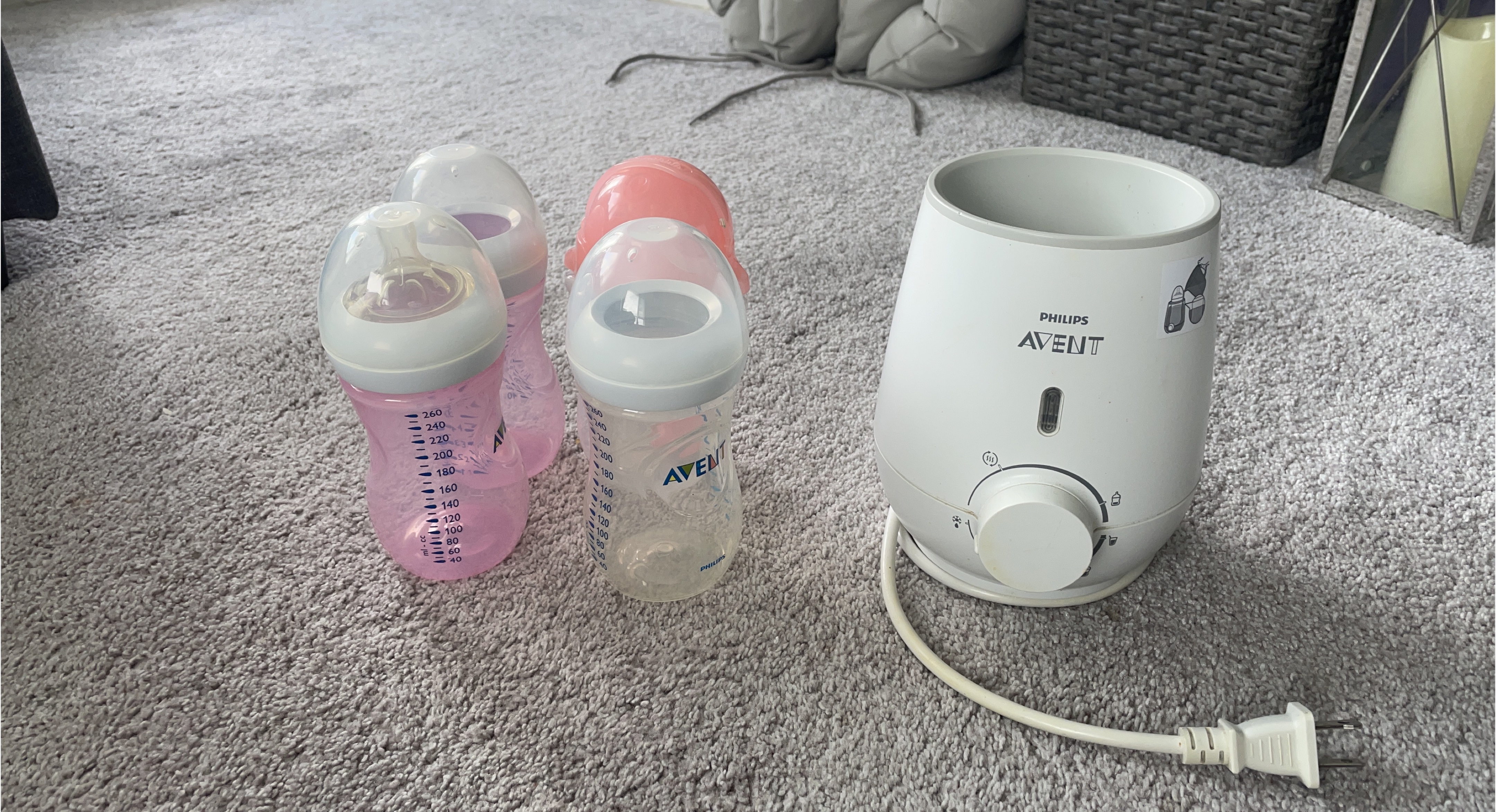 Philips Avent Bottle Warmer & Bottles thumbnail