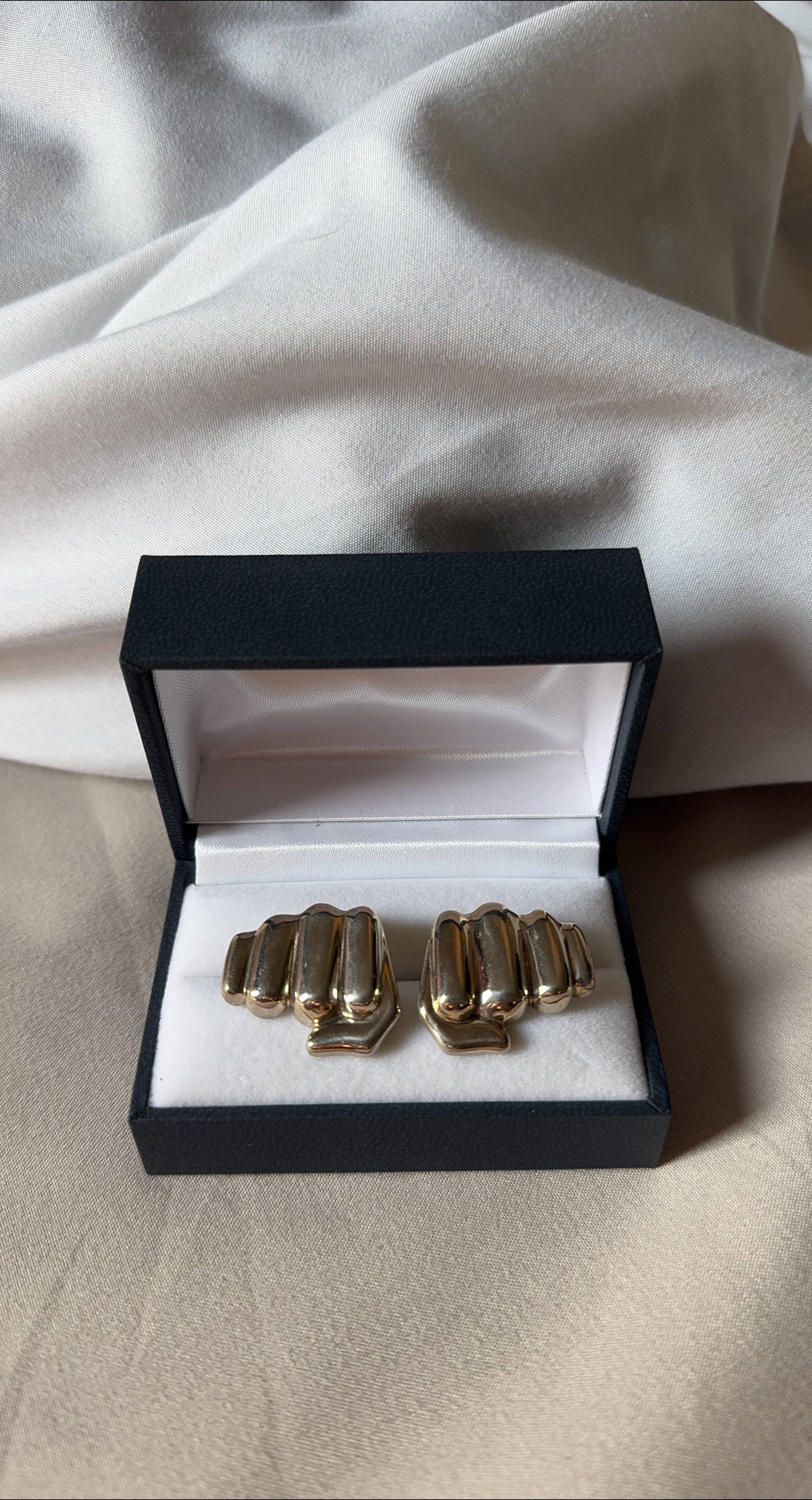 Fist Cufflinks in Box thumbnail