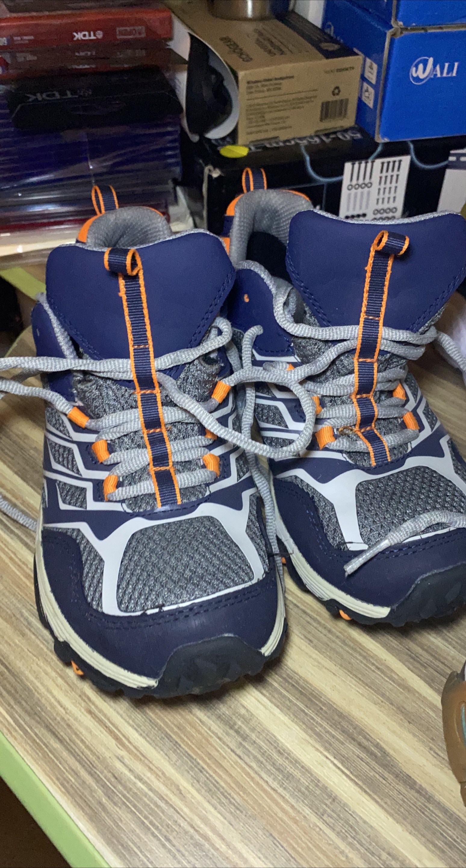 Merrell Hiking Shoes - Size 4M thumbnail