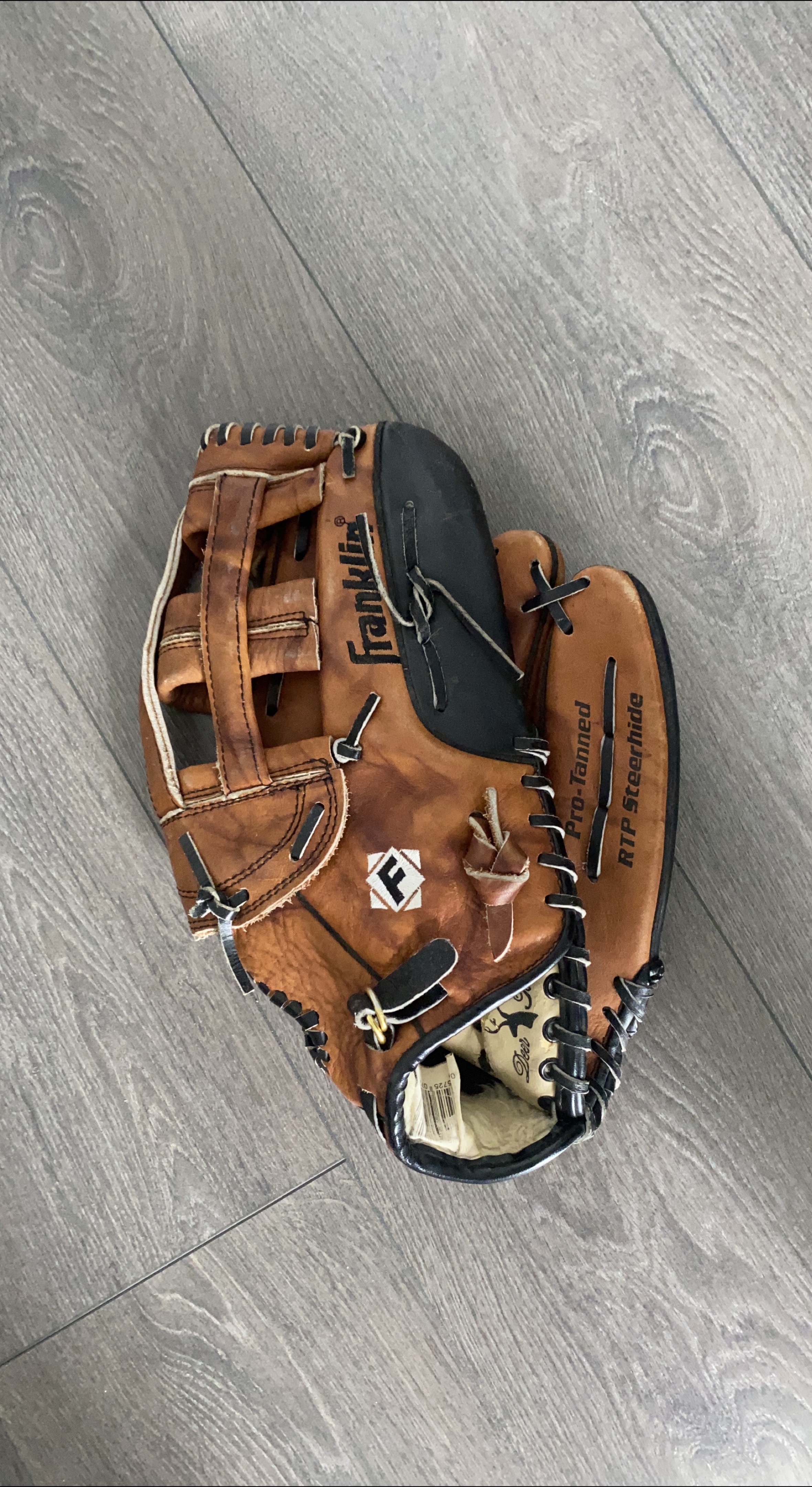 Franklin RTP Steerhide Pro-Tanned Baseball Glove
