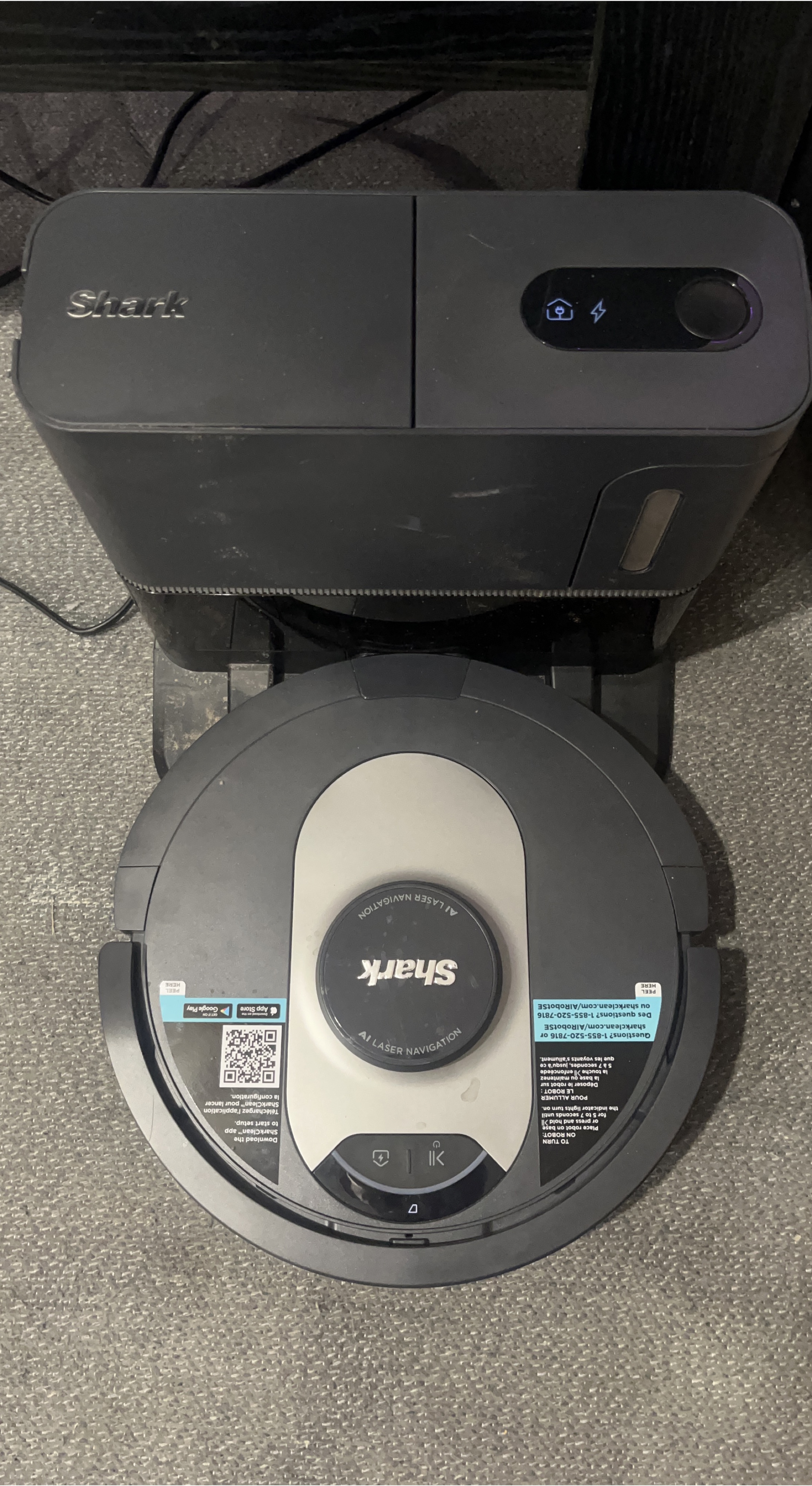 Shark AI Laser Navigation Robot Vacuum thumbnail