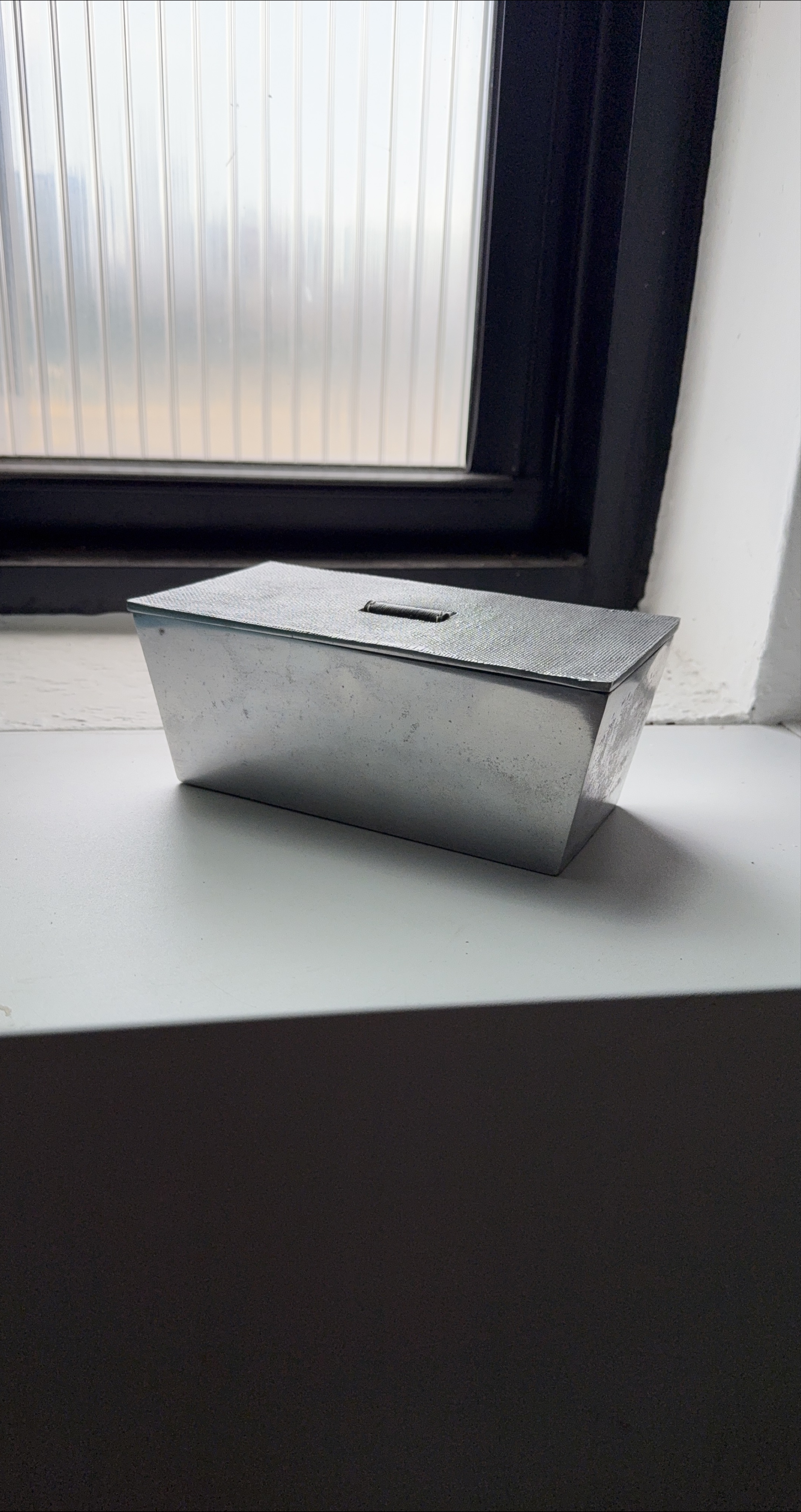 Metal Box thumbnail