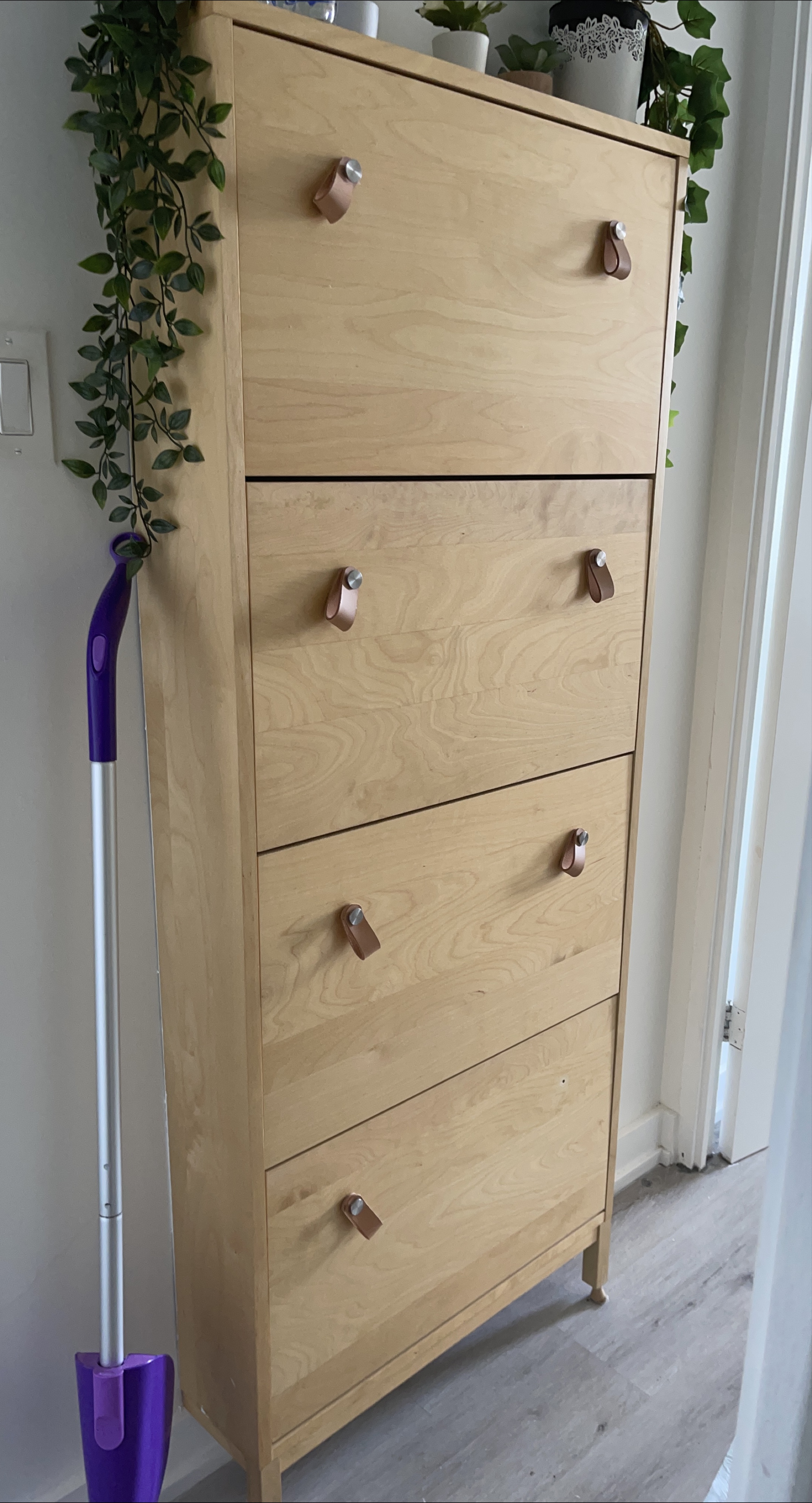 IKEA Hemnes 4-Drawer Chest thumbnail
