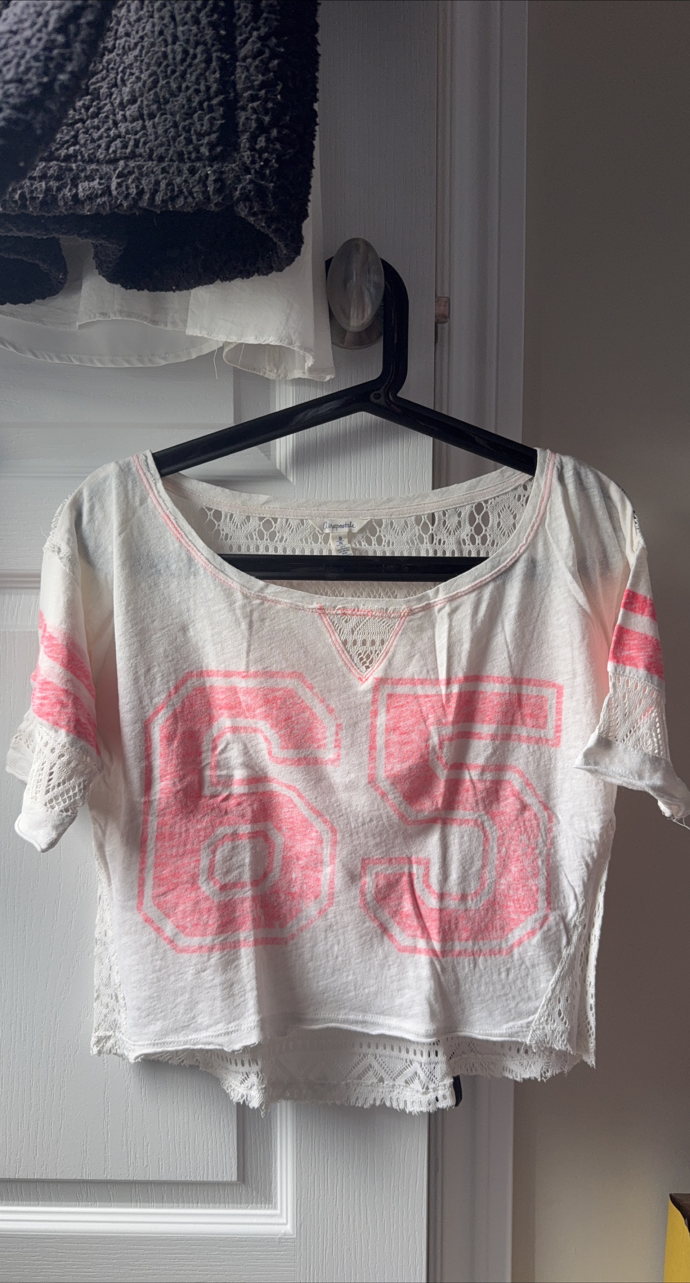 Aeropostale White & Pink Crop Top - Size S thumbnail