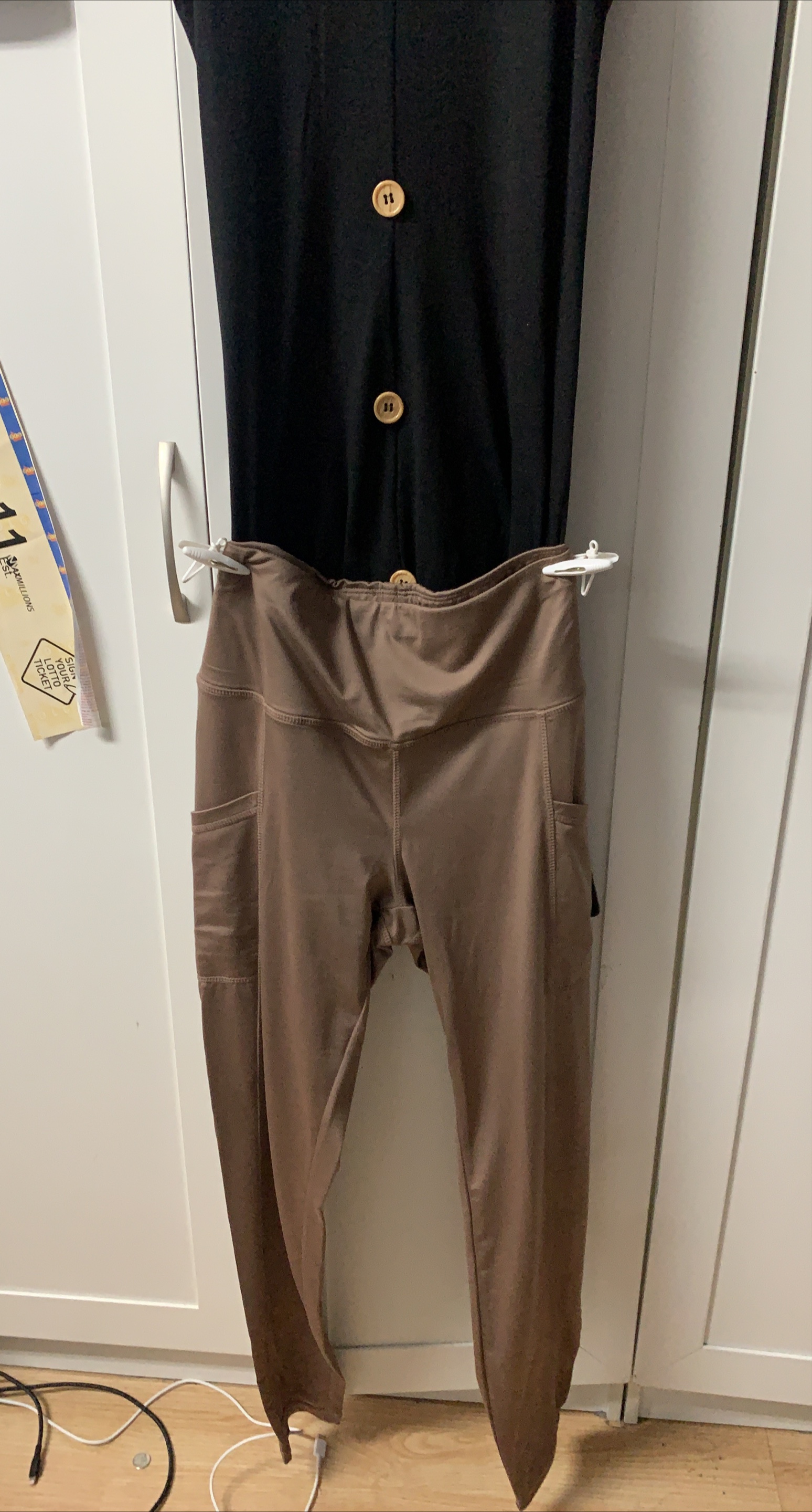 Brown Leggings with Pockets