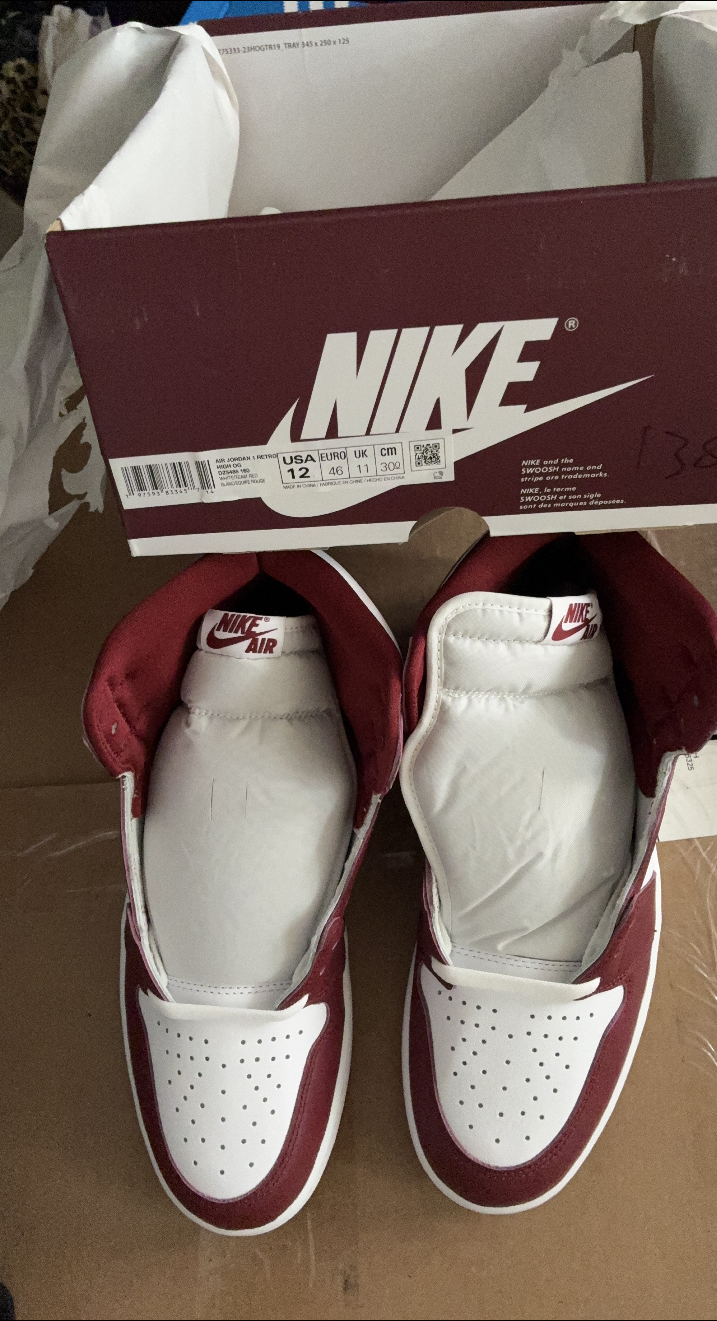 Nike Air Jordan 1 Retro High OG 'Team Red' - Size 12