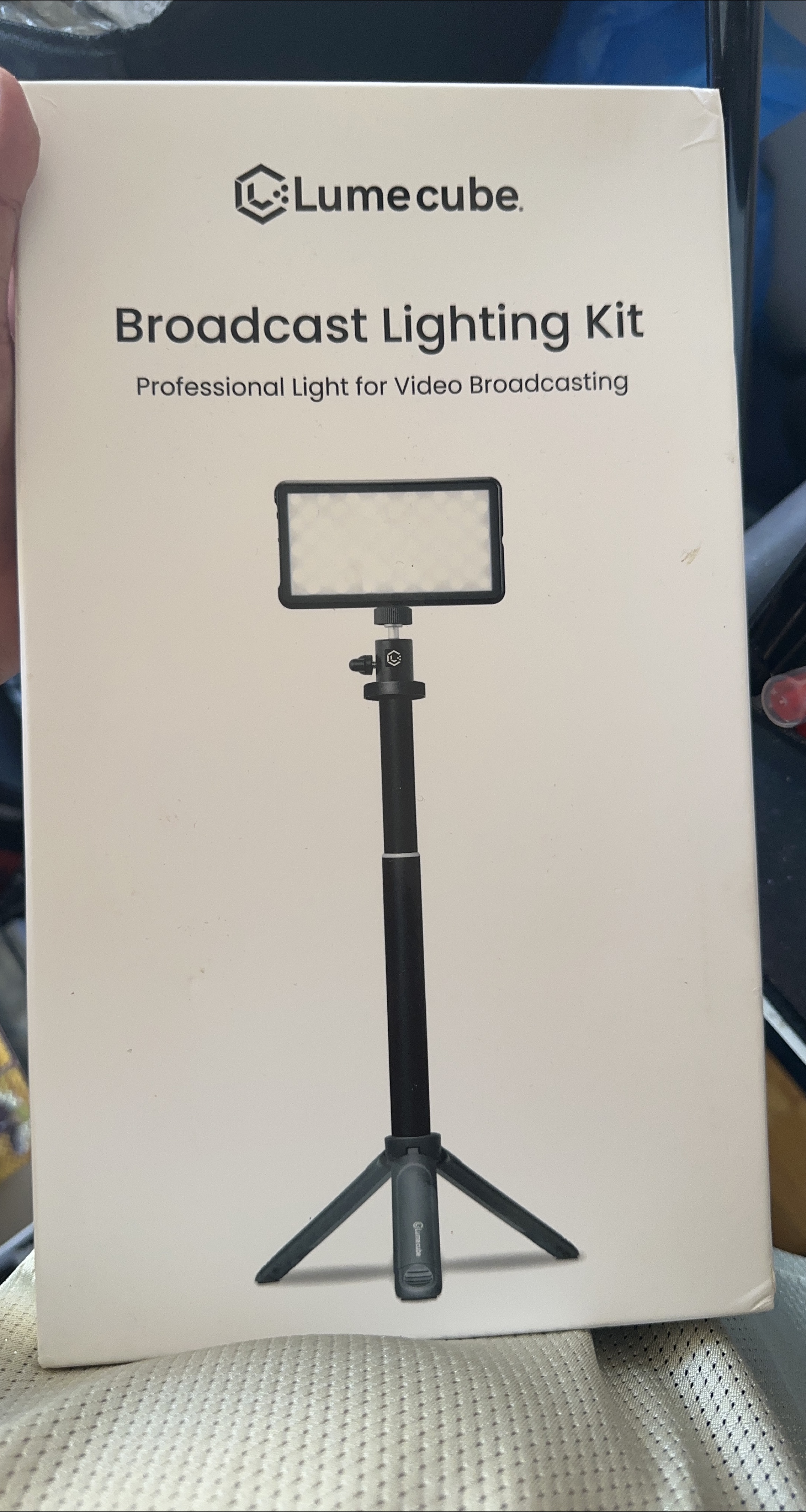 Lume Cube Broadcast Lighting Kit - Like New thumbnail