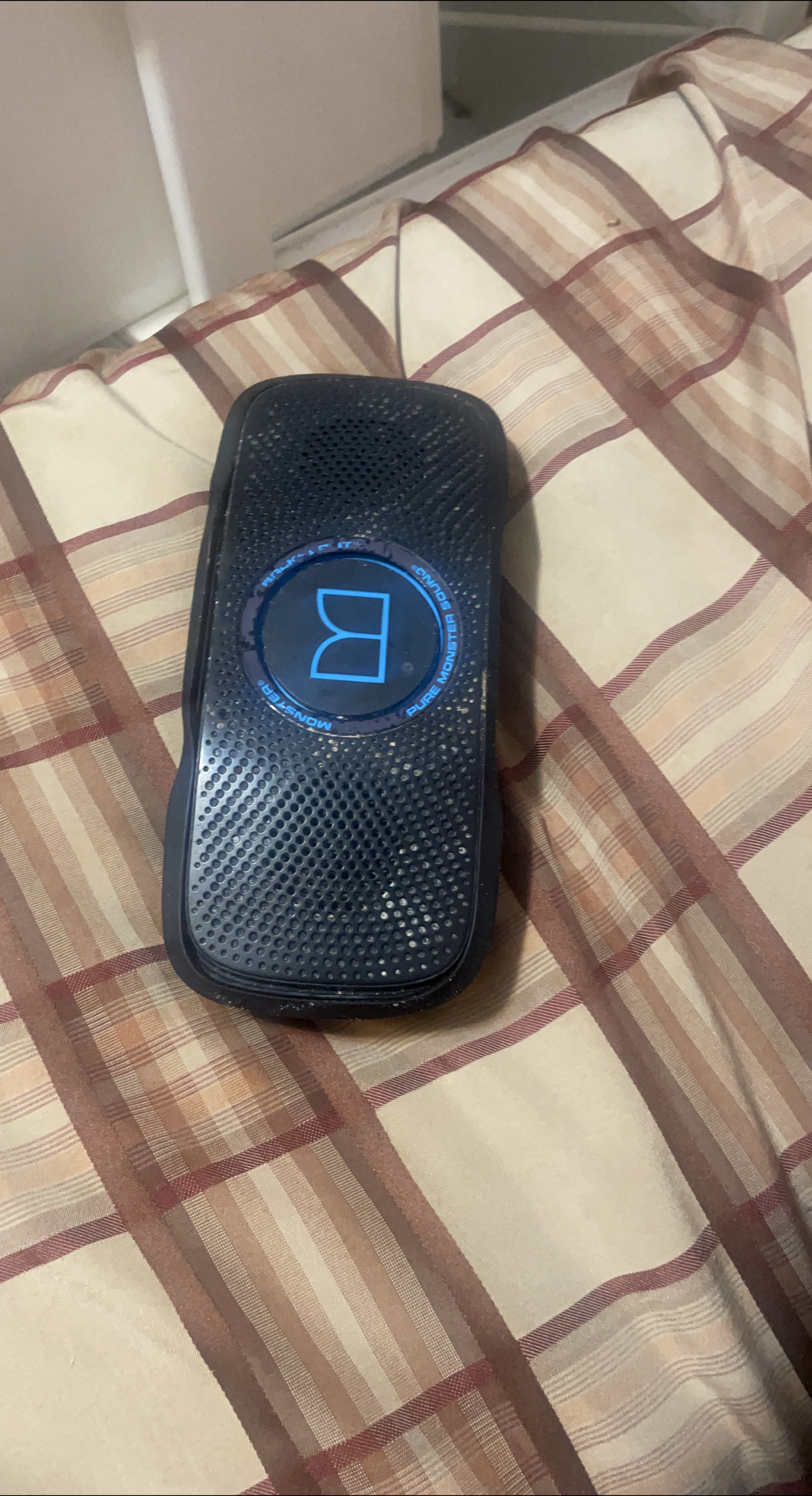 Monster Rockin' Roller 270 Portable Speaker thumbnail