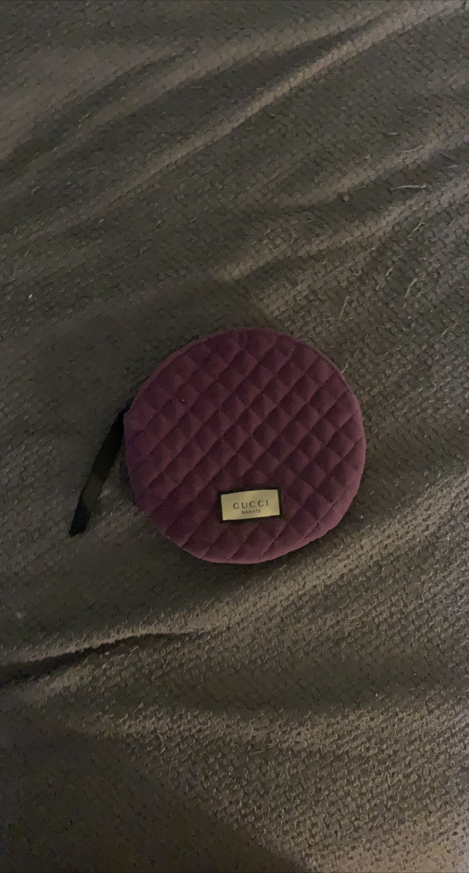 Gucci Beauty Purple Round Pouch thumbnail