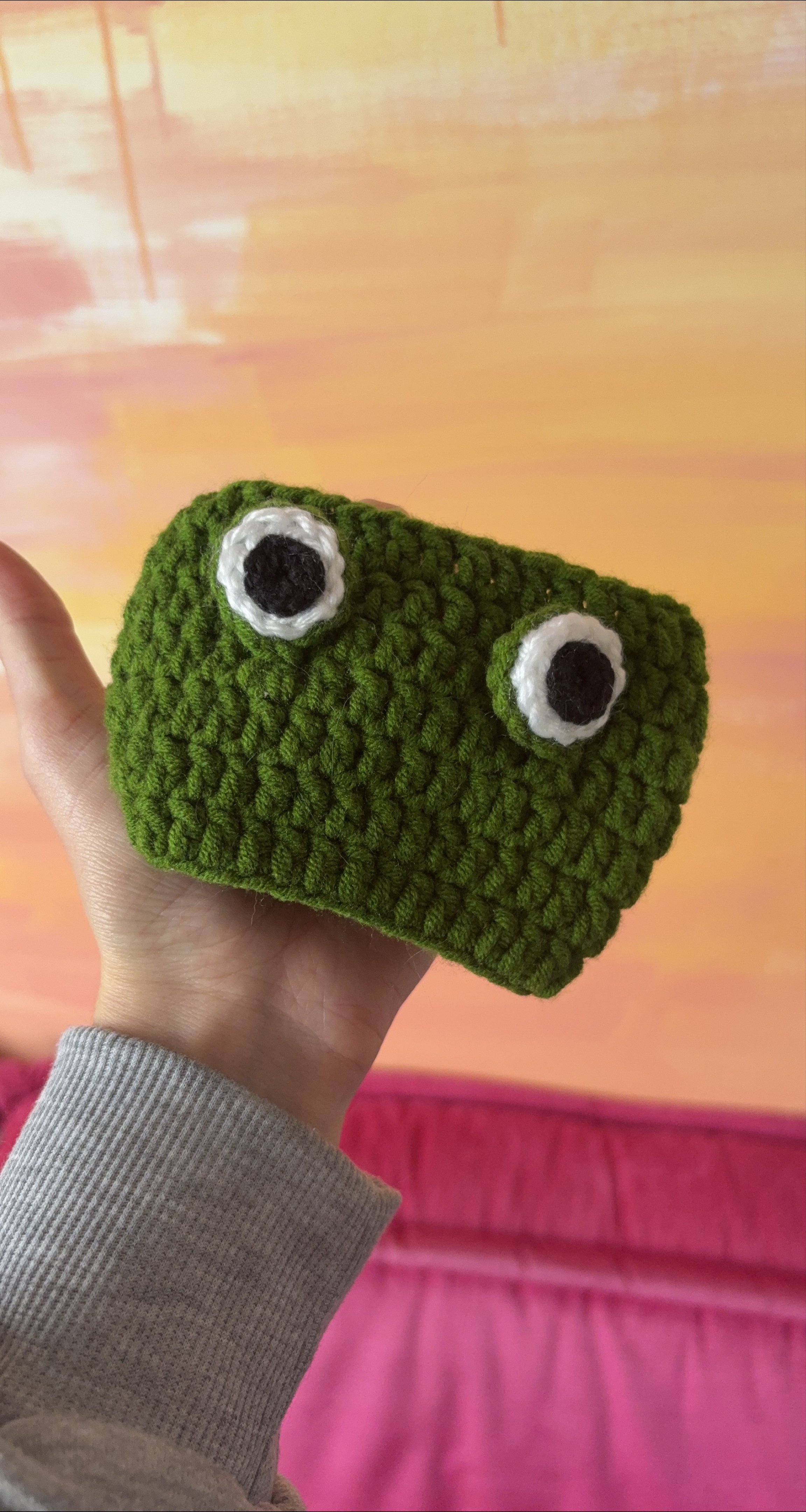 Crocheted Frog Hat for Cat 🐱 thumbnail