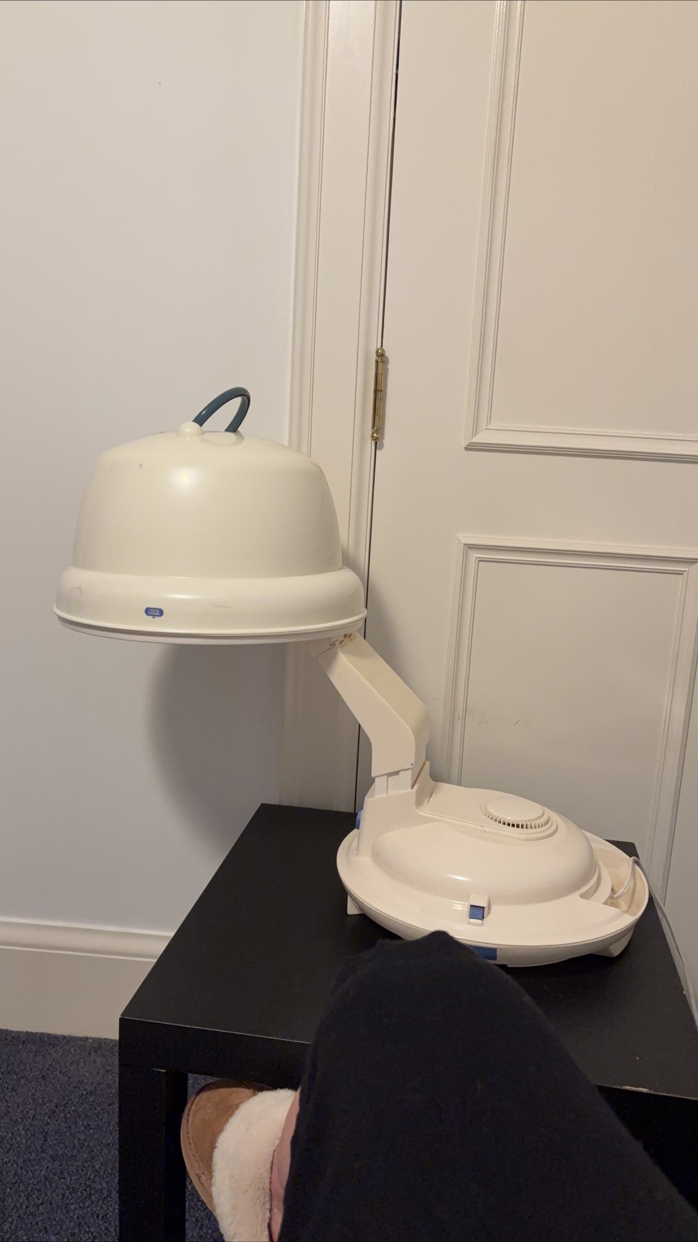 Vintage Windmere Gentle Air Salon Dryer thumbnail