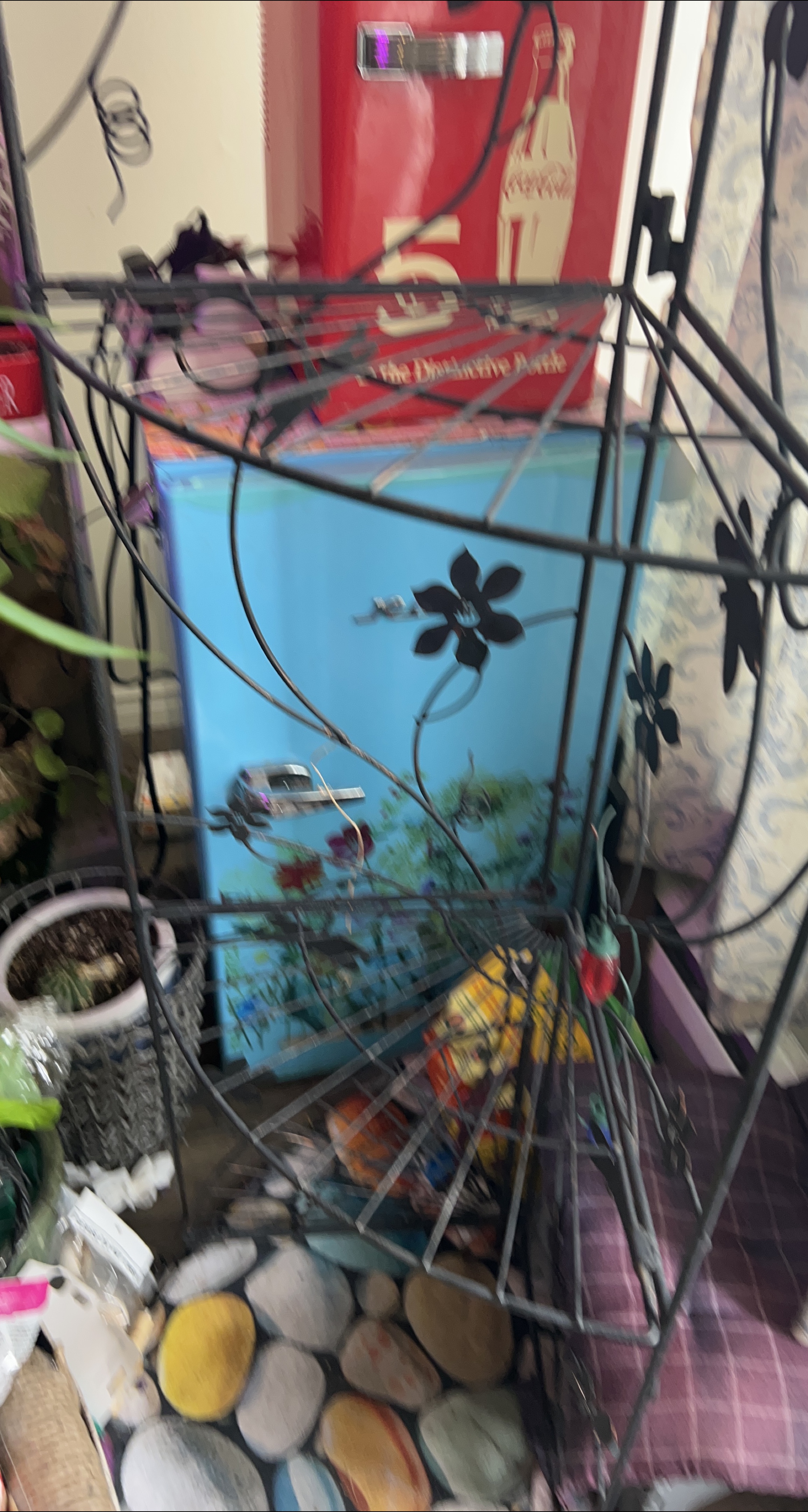 Plant stand thumbnail