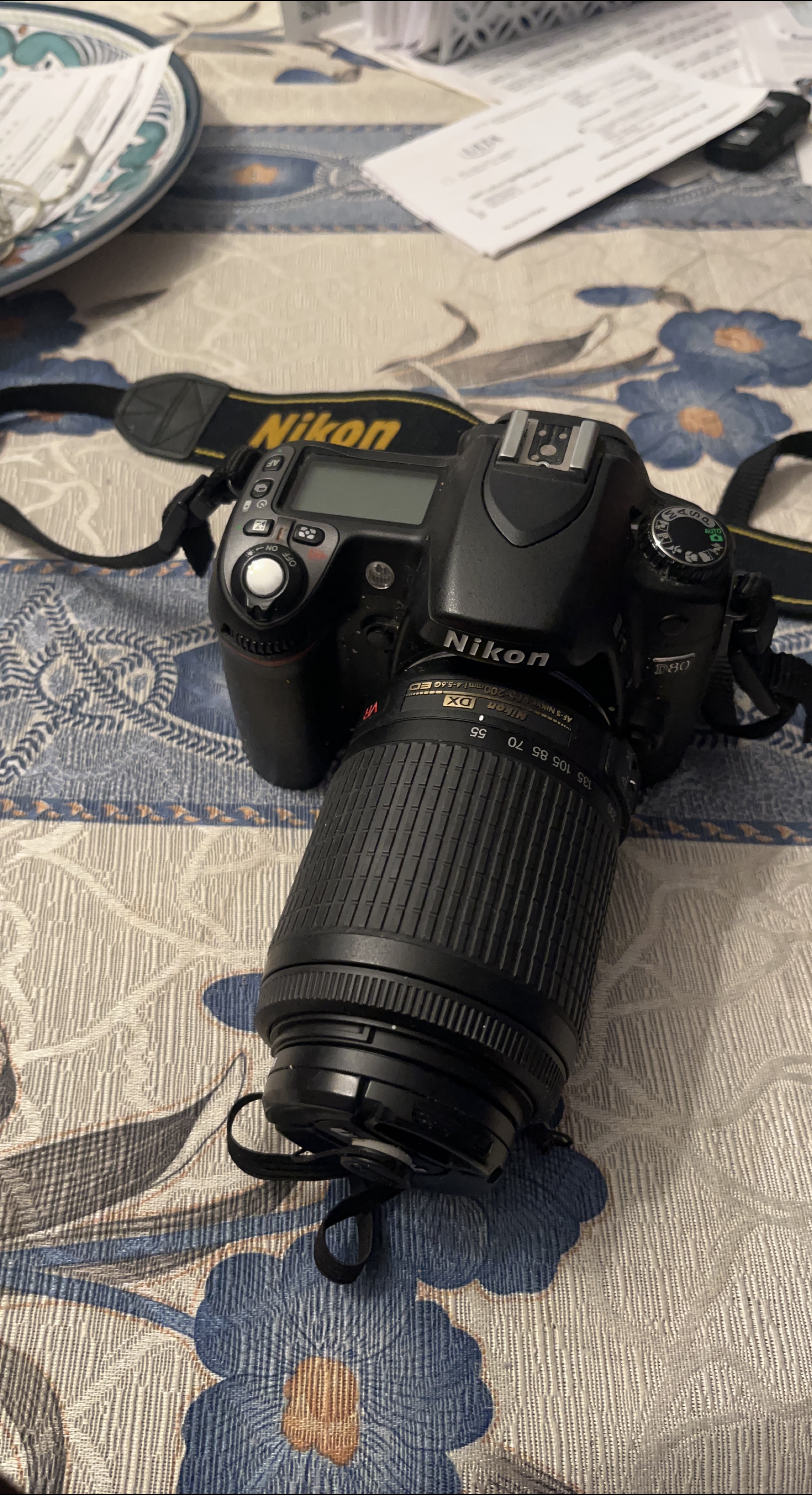 Nikon D80 Camera with Lens thumbnail