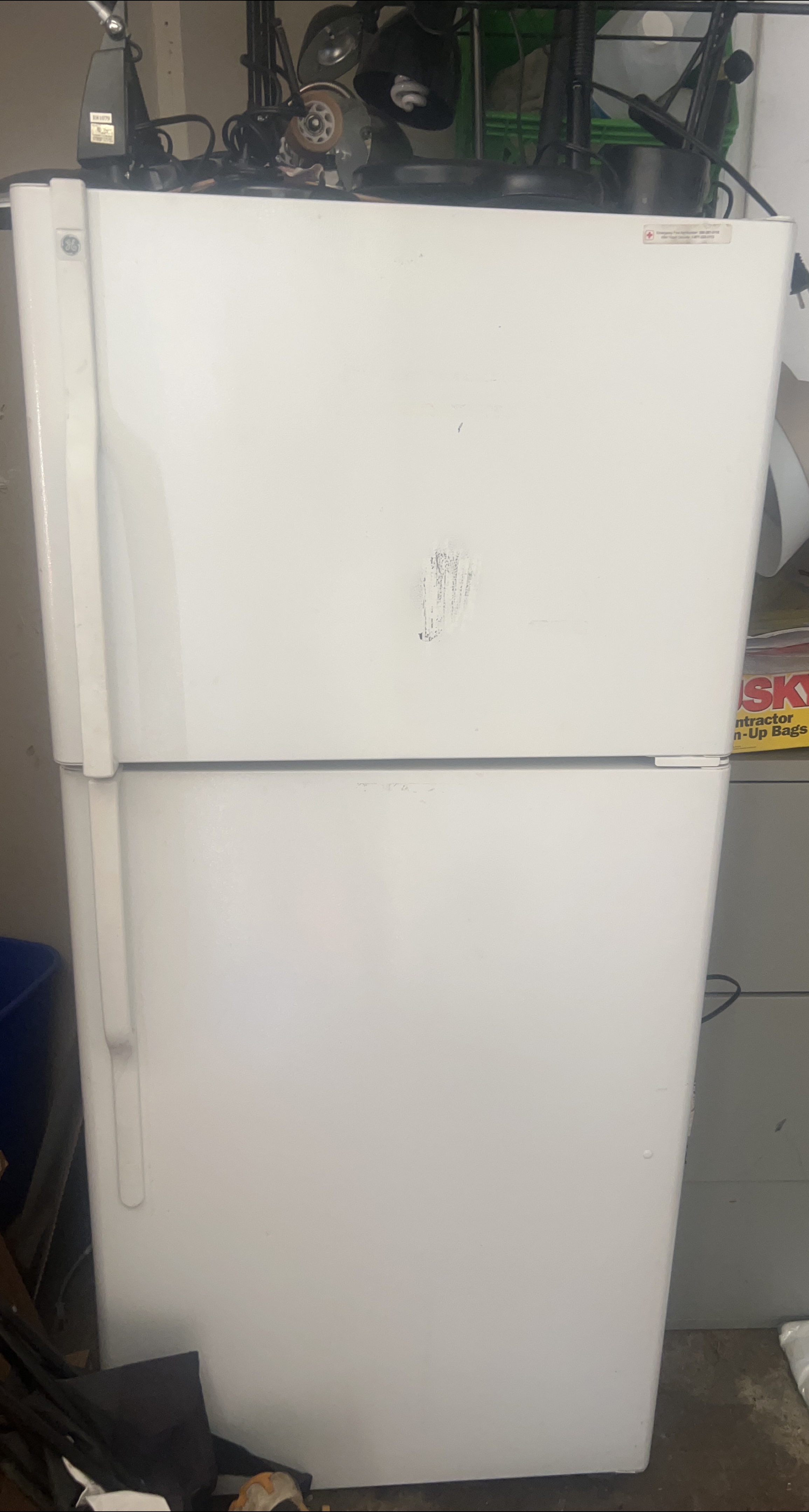 GE White Refrigerator thumbnail