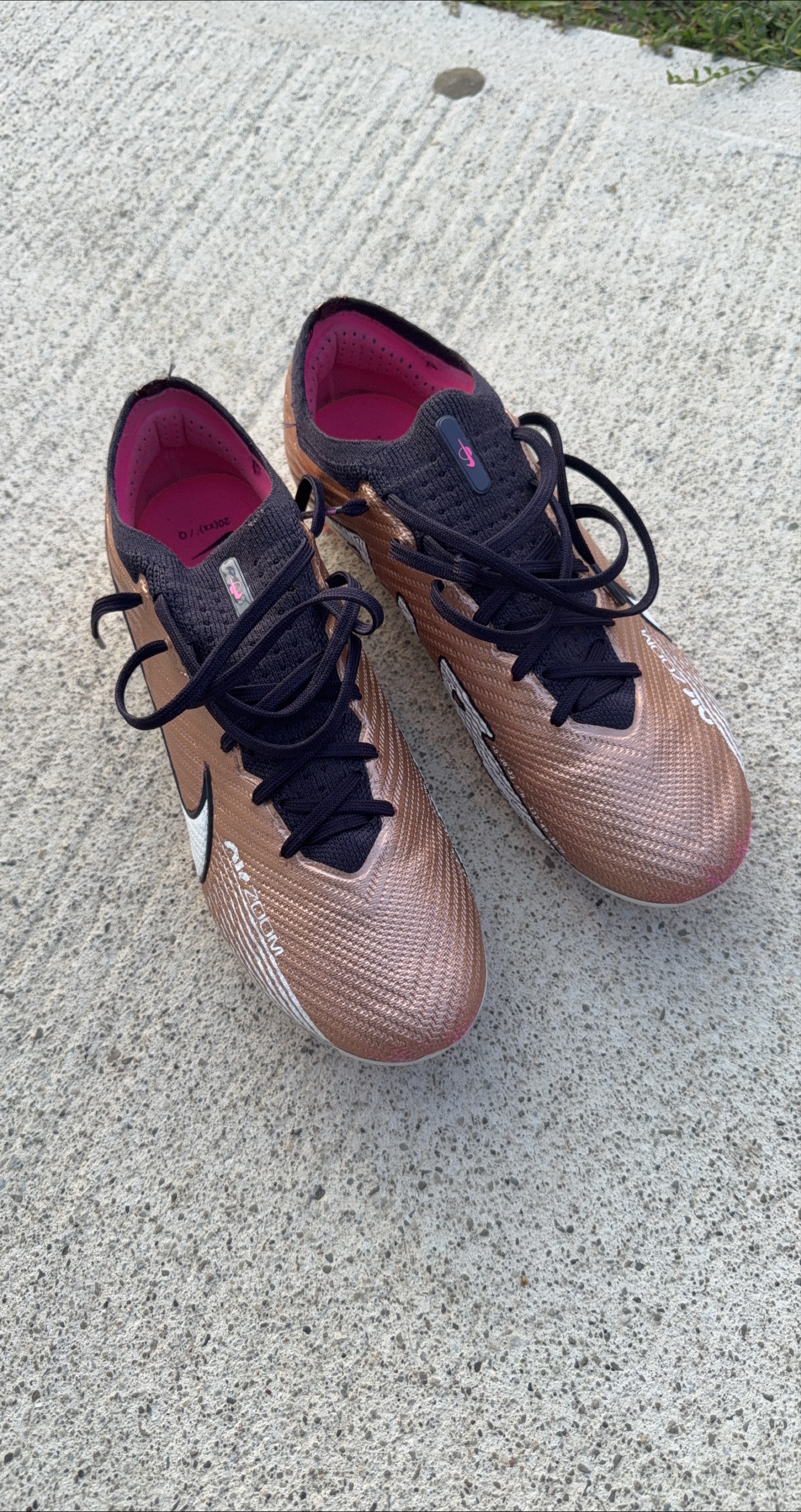 Nike Air Zoom Mercurial Soccer Cleats (size 7.5) thumbnail