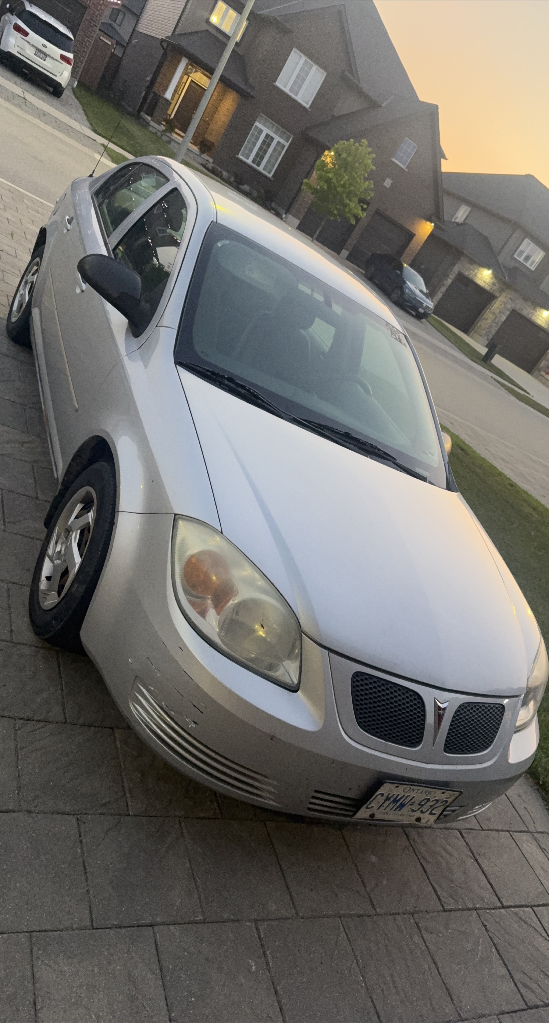 Pontiac Pursuit 2005 Silver Sedan thumbnail