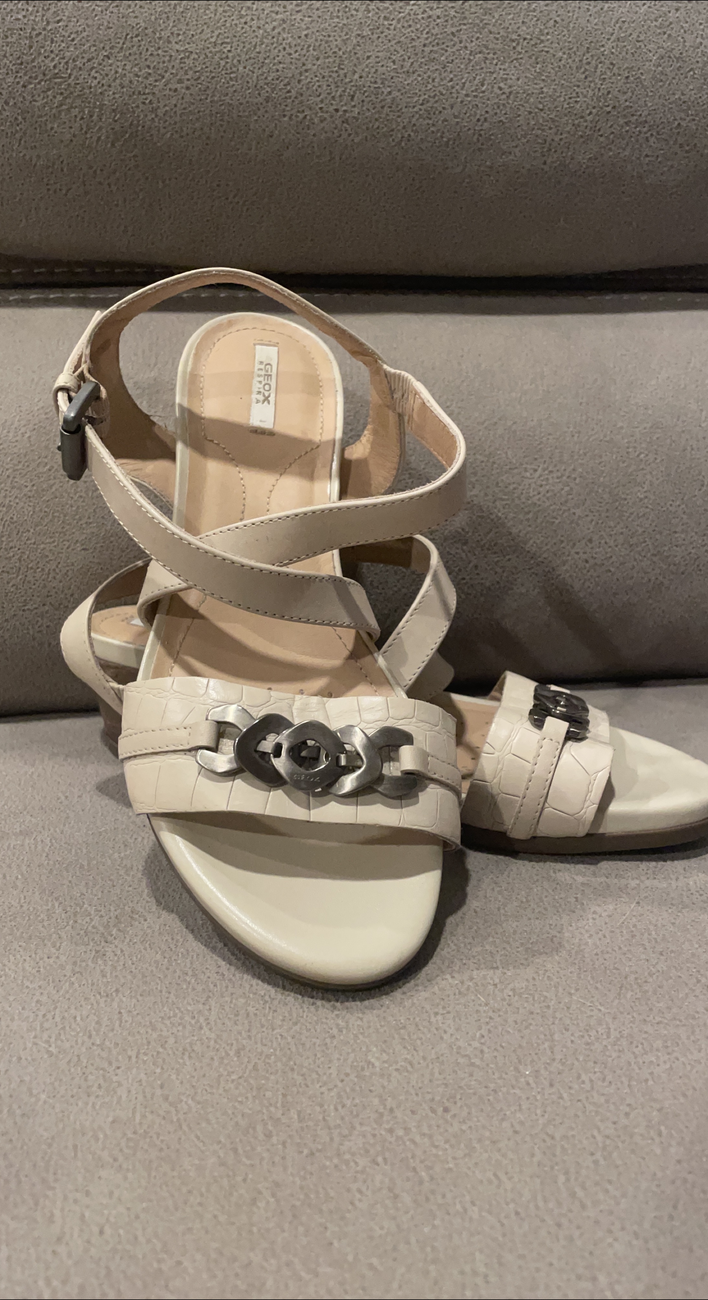 Geox - Italian leather Beige Sandals thumbnail