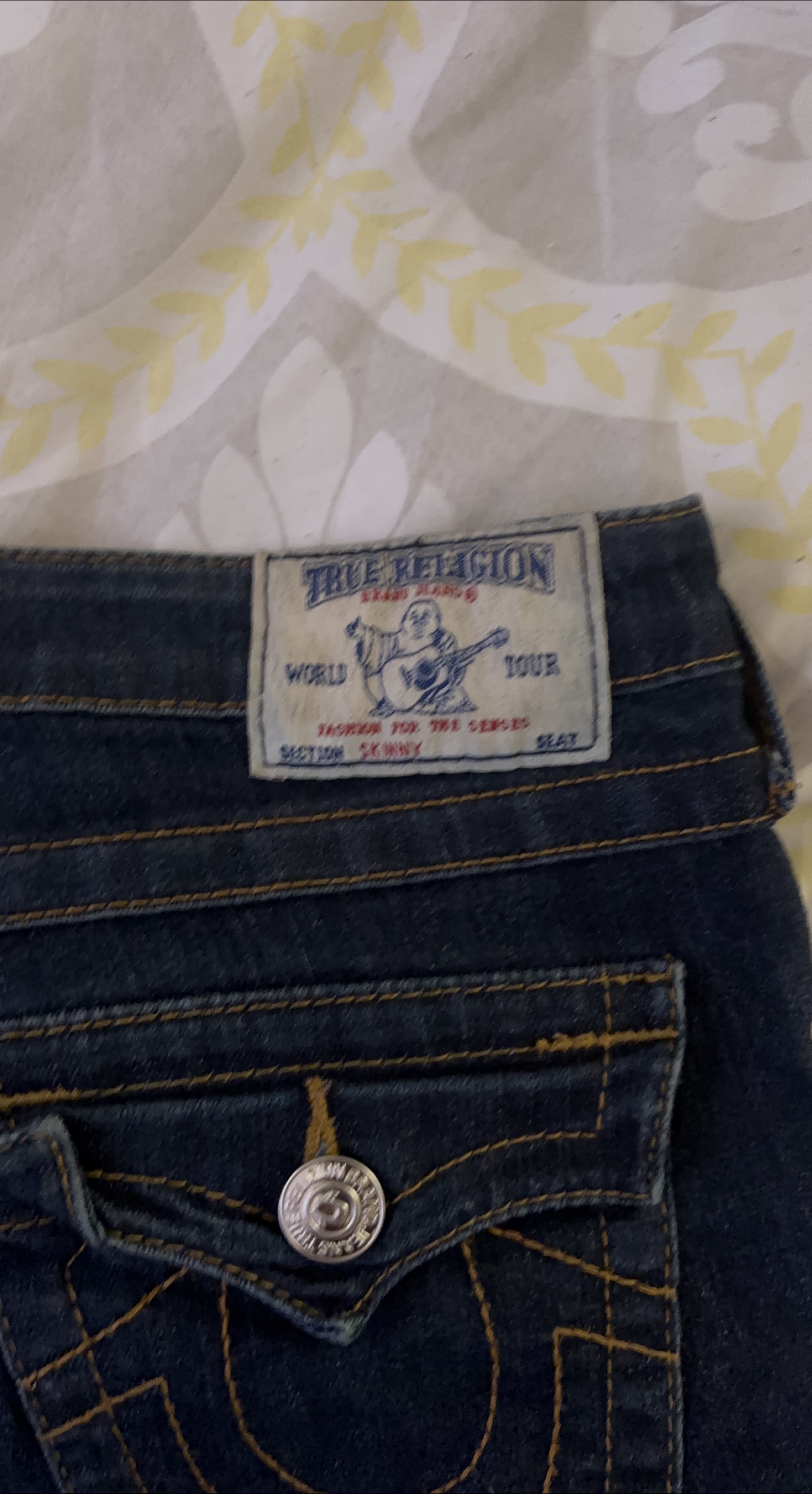 True Religion World Tour Low Rise Skinny Jeans  - Size 28