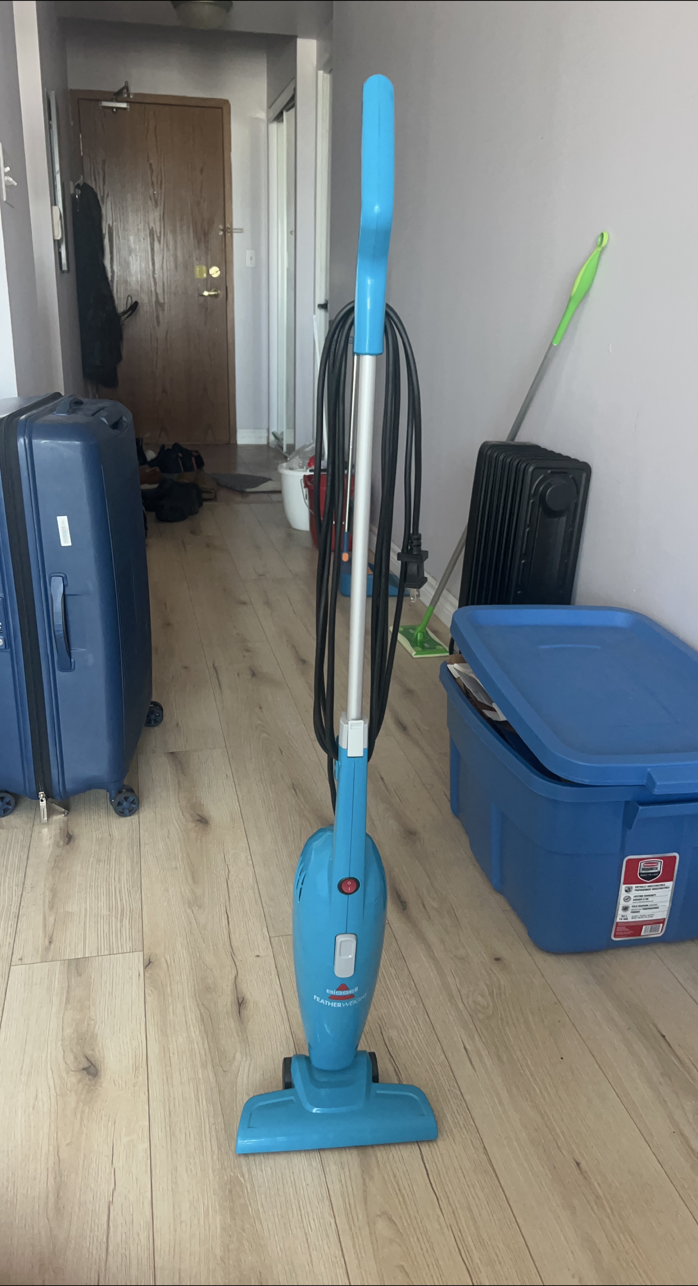 Bissell FeatherWeight Stick Lightweight Bagless Vacuum