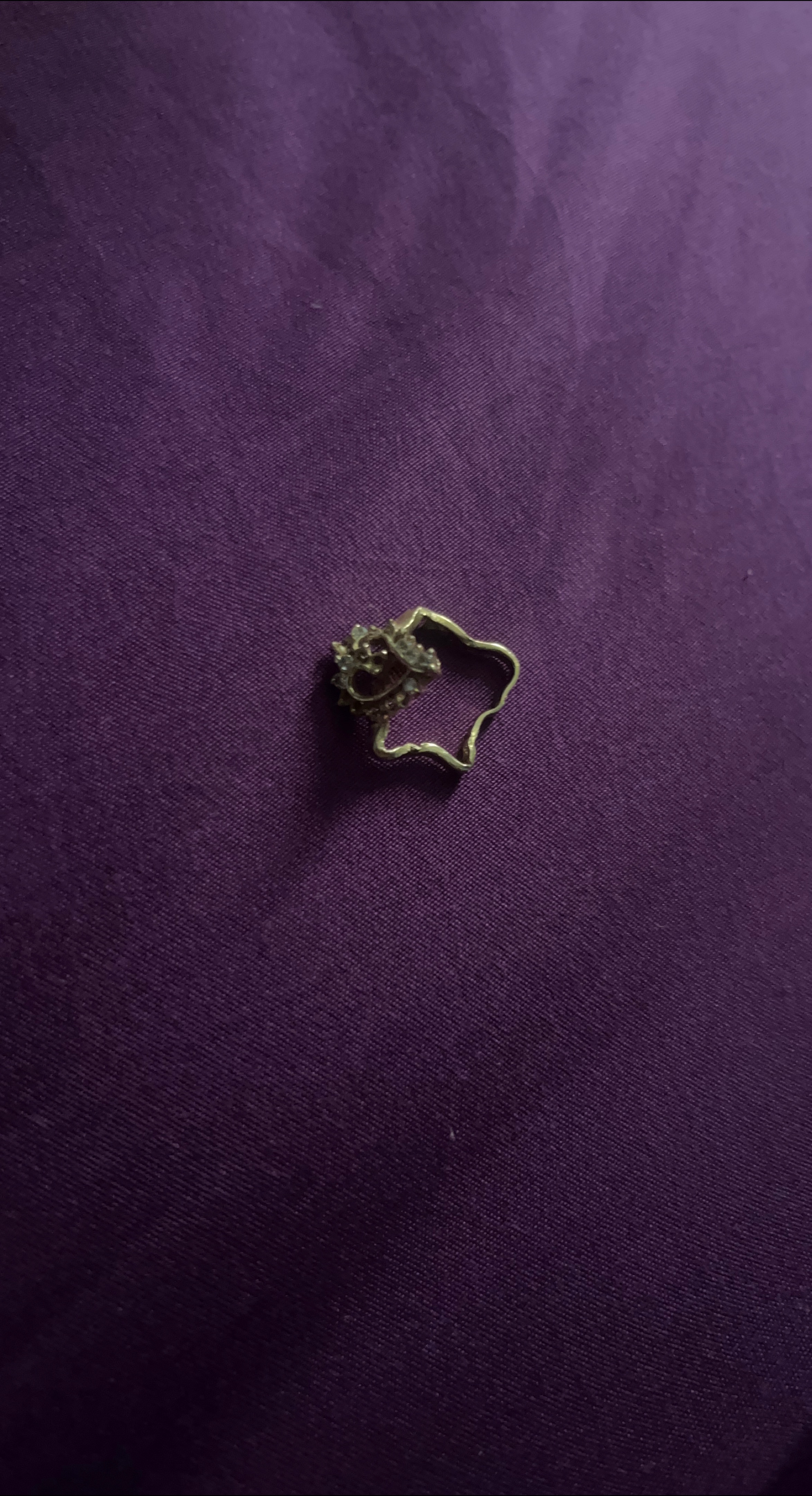 GOLD RING thumbnail