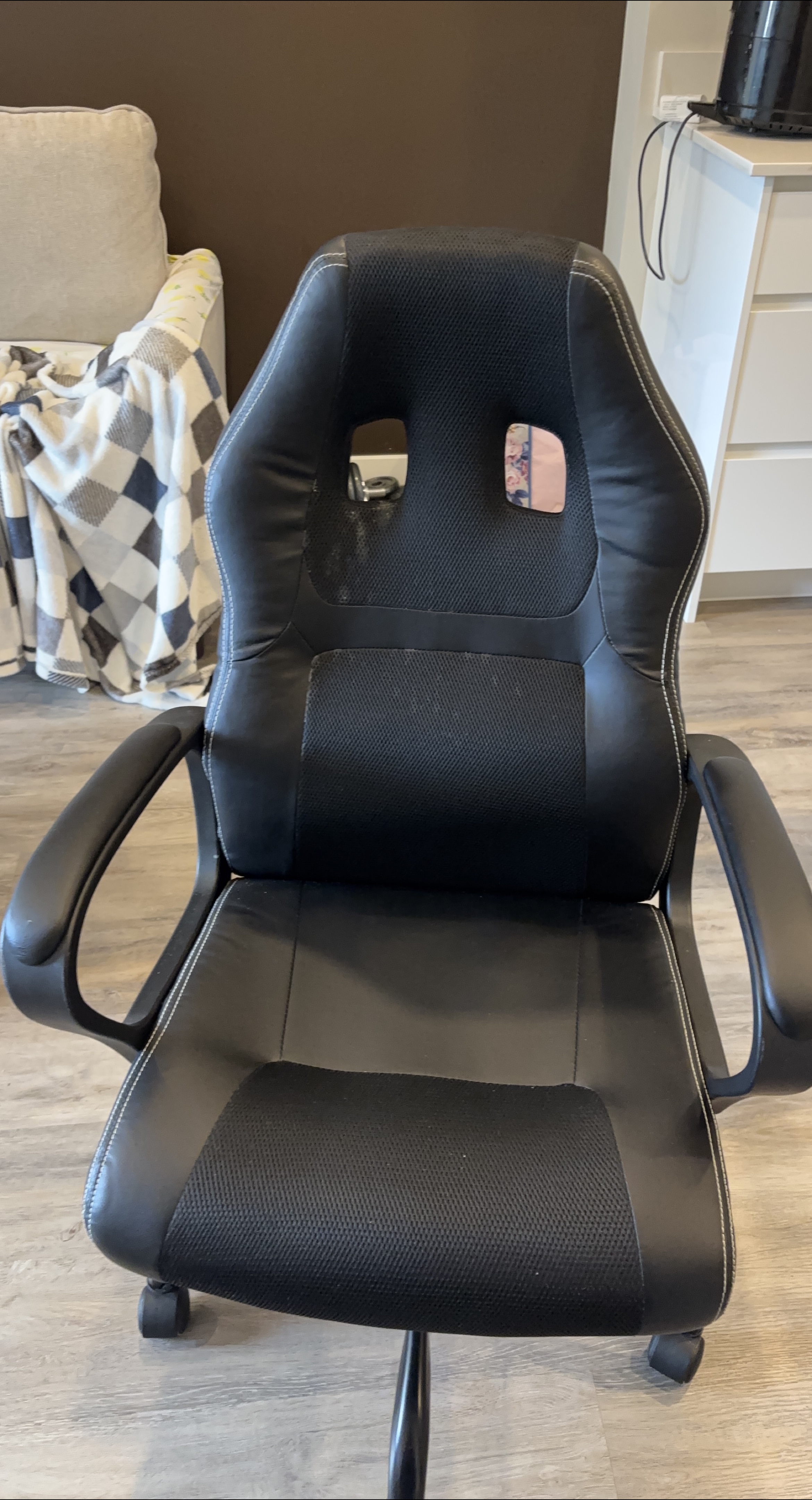 Black Gaming Chair thumbnail