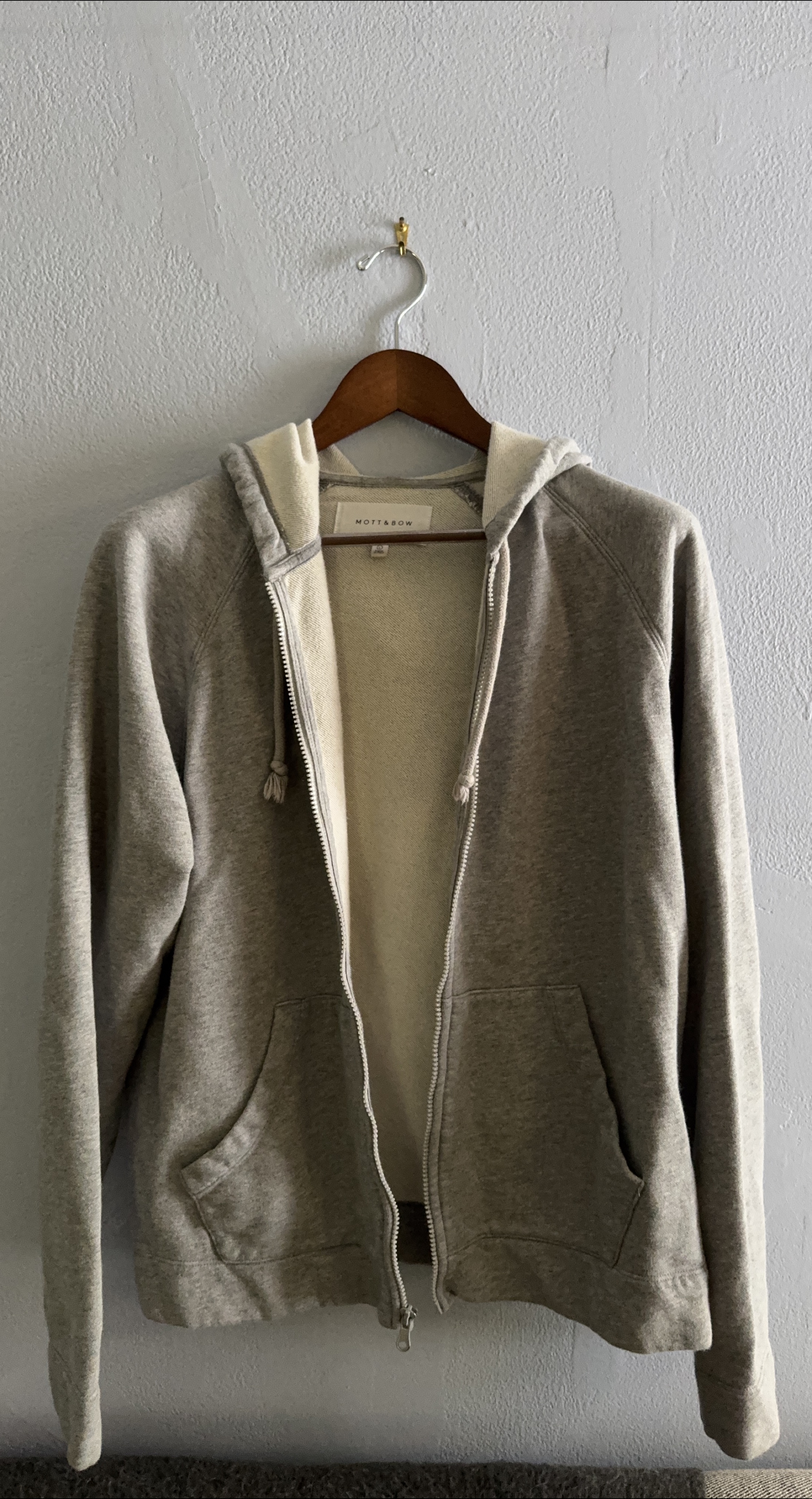 Mott & Bow Grey Hoodie, Size Large thumbnail